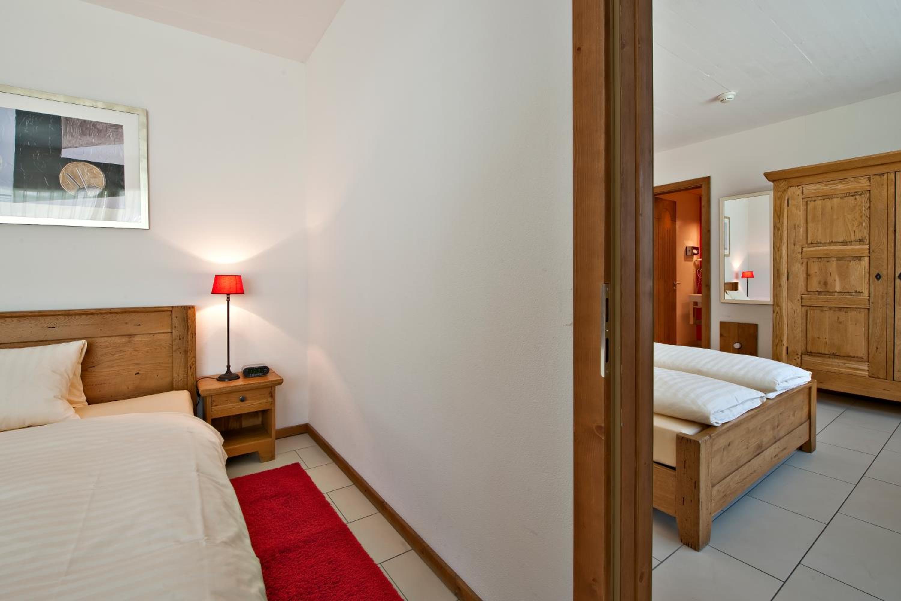 Standard Double Room - Photo 2