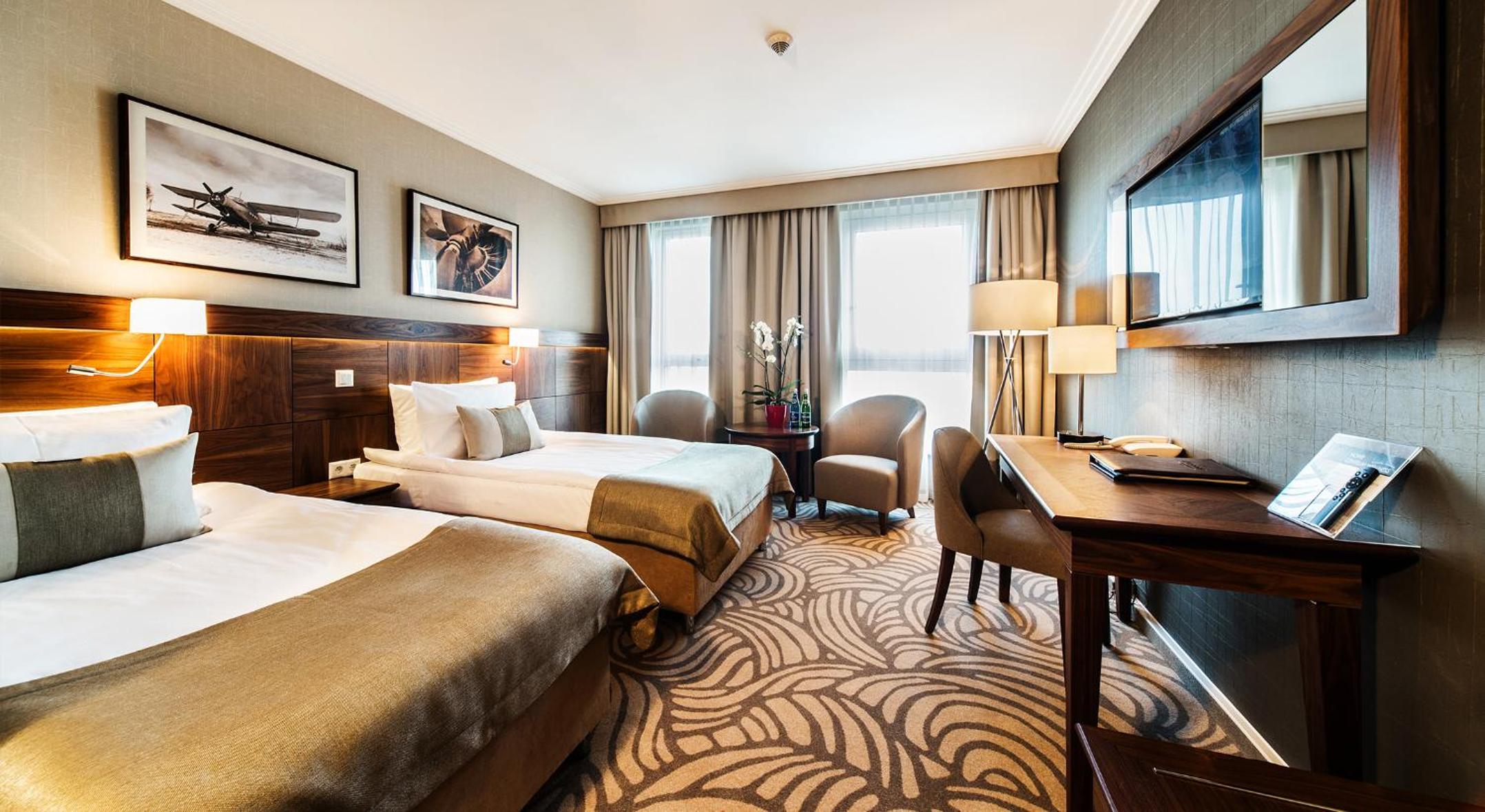 Business Double or Twin Room - Photo 1