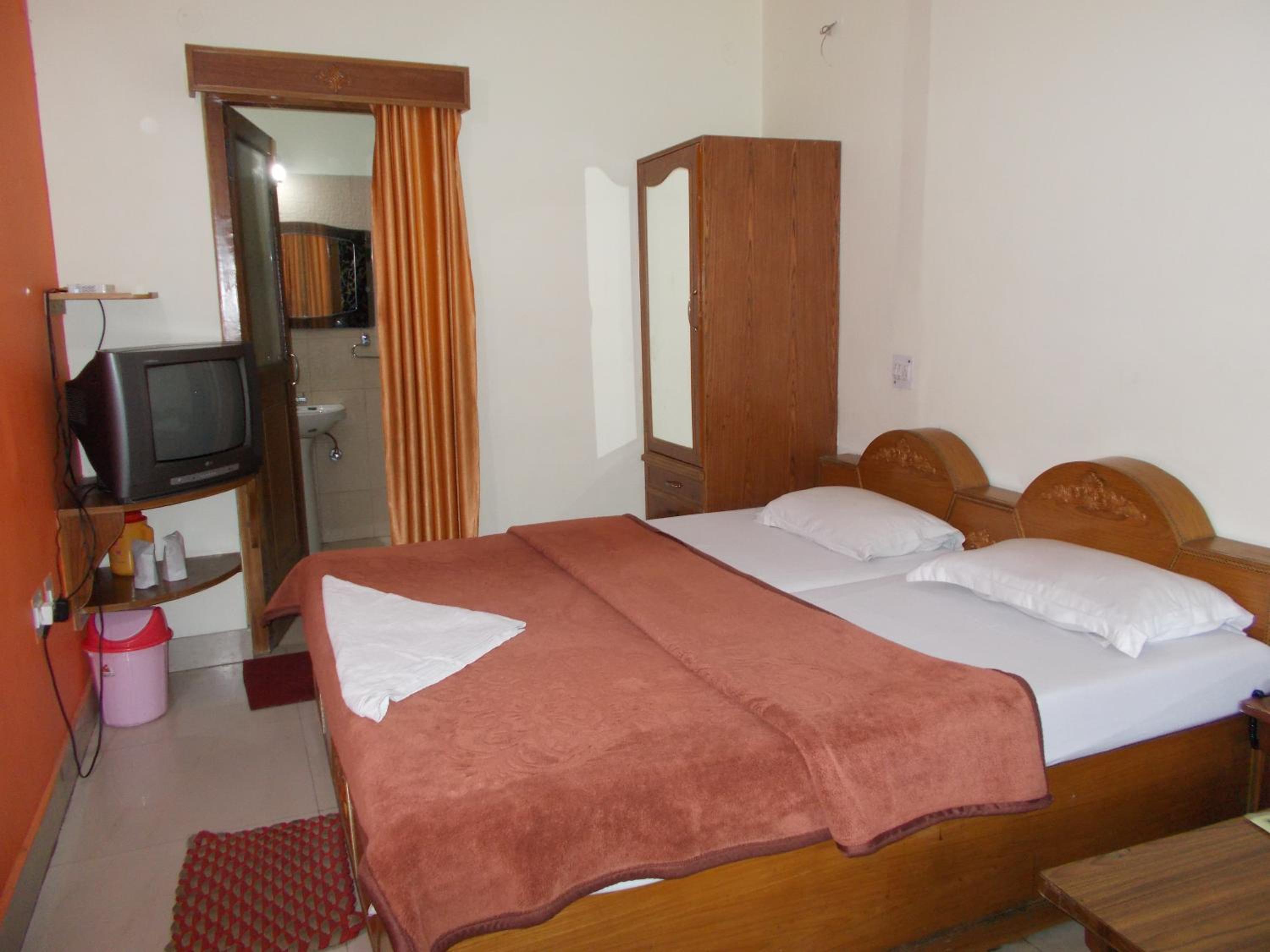 Classic Quadruple Room