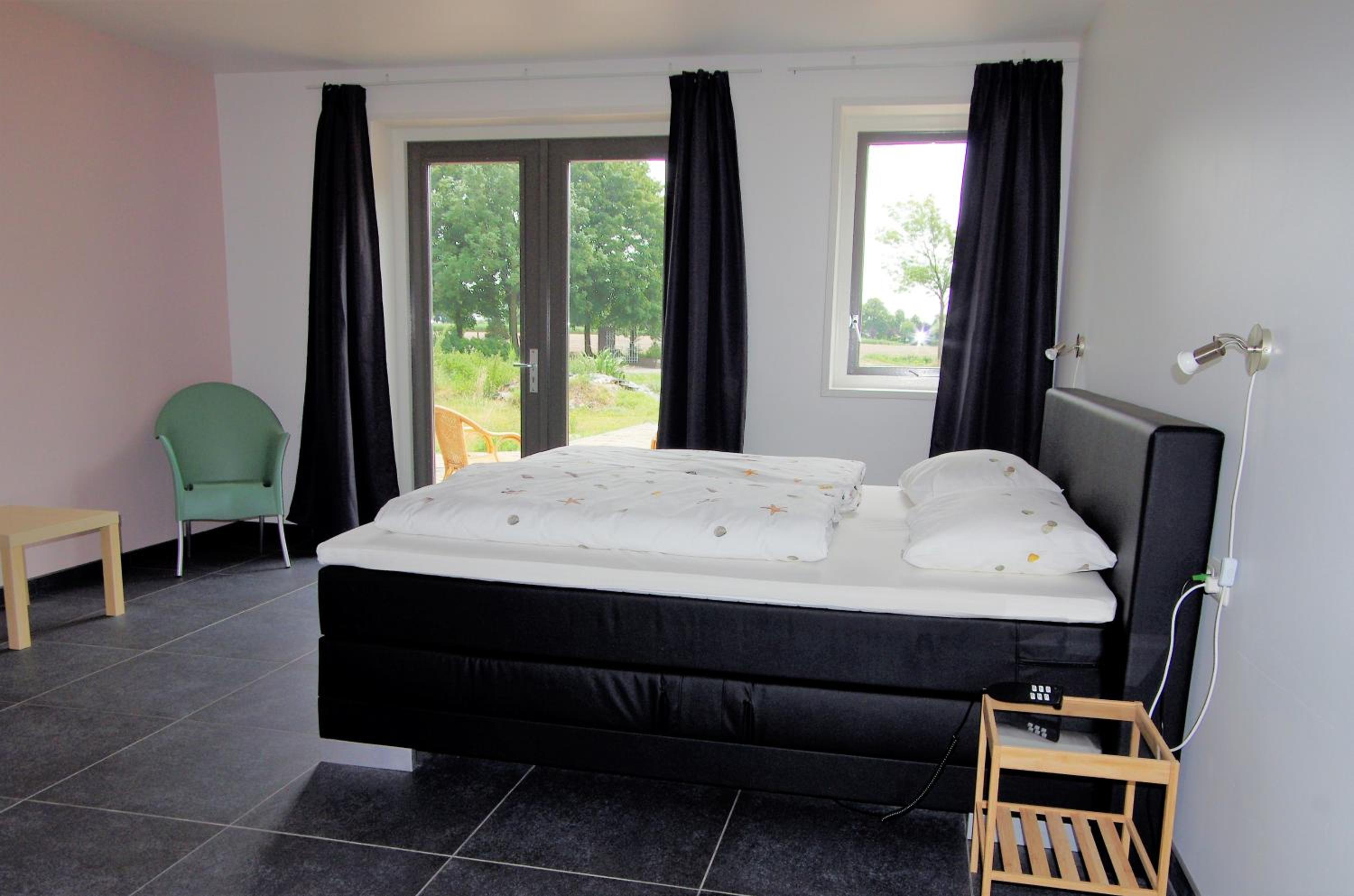 Double Room with Private Bathroom photo 3