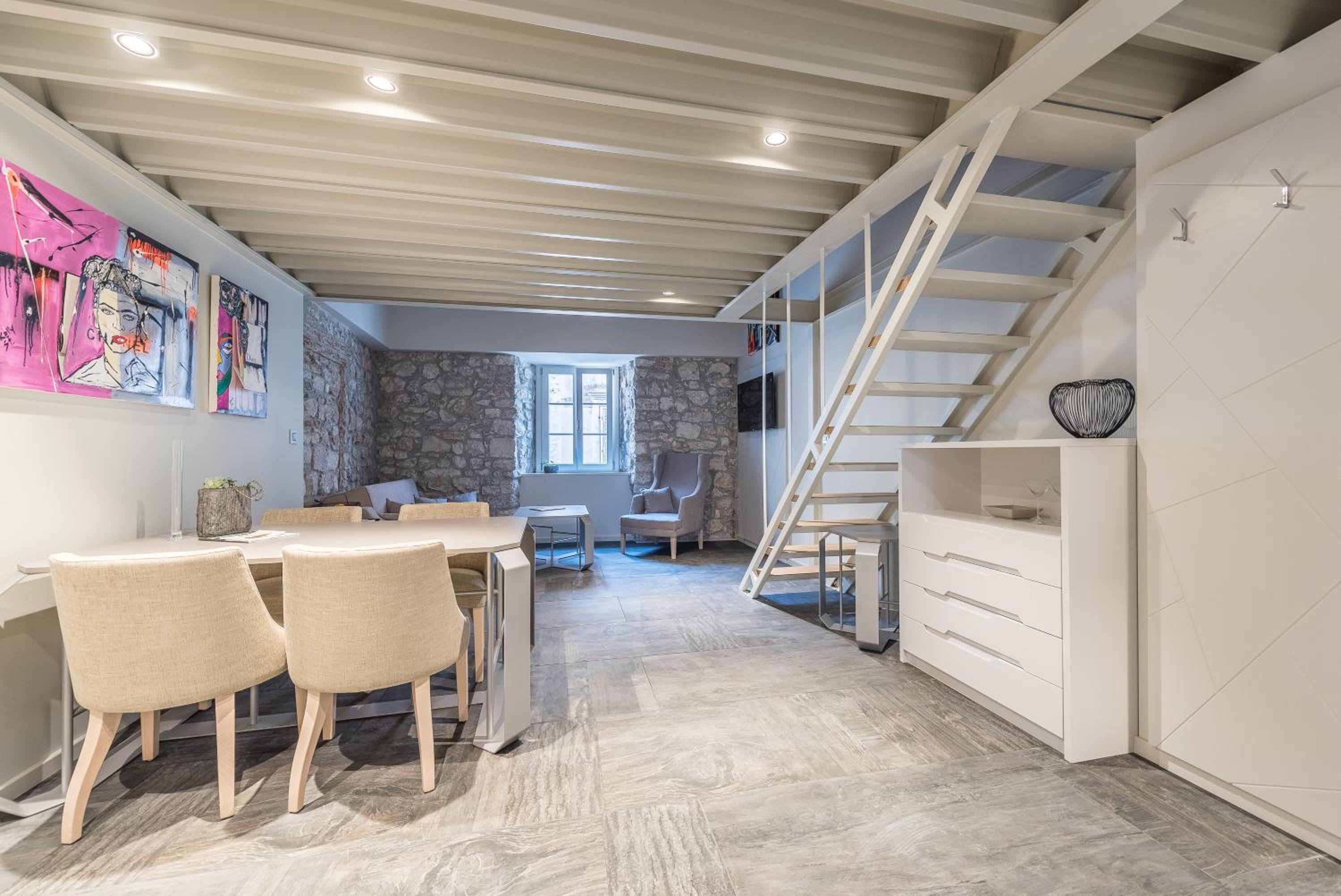  Superior Loft. - Photo 16