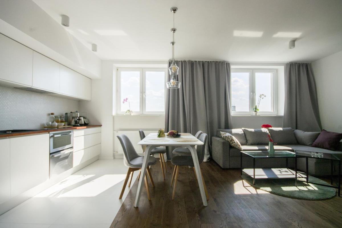 Deluxe Apartment - Photo 2