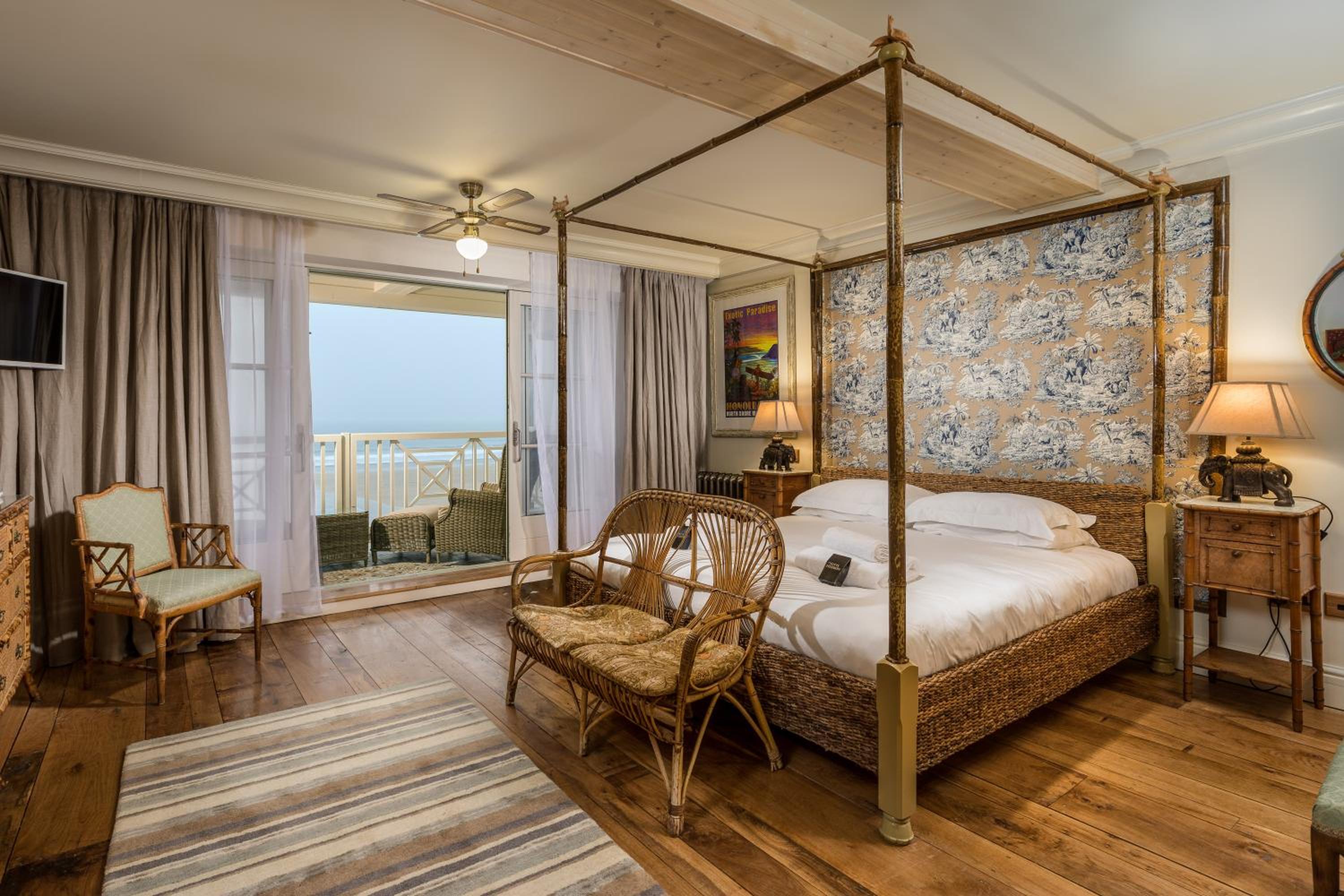 King Room with Balcony photo 1