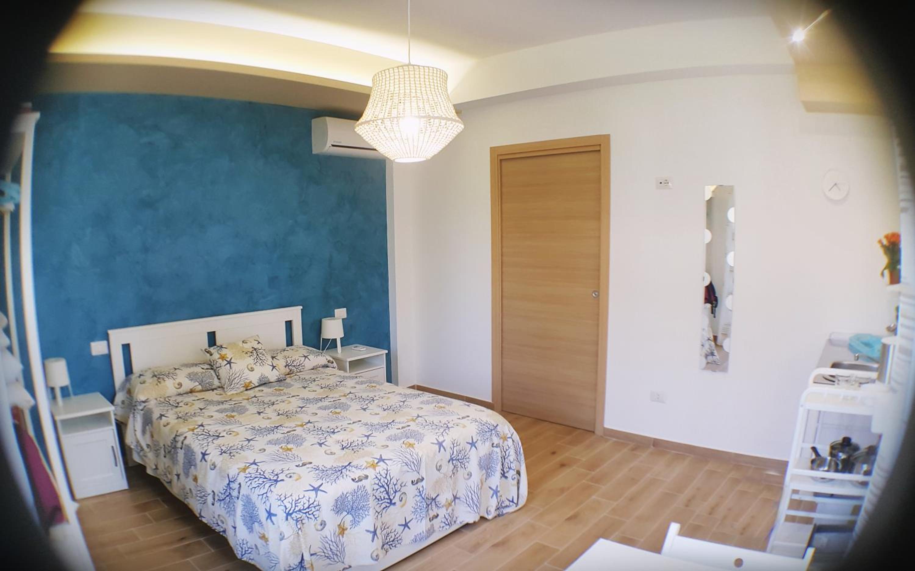 Studio Apartment photo 1