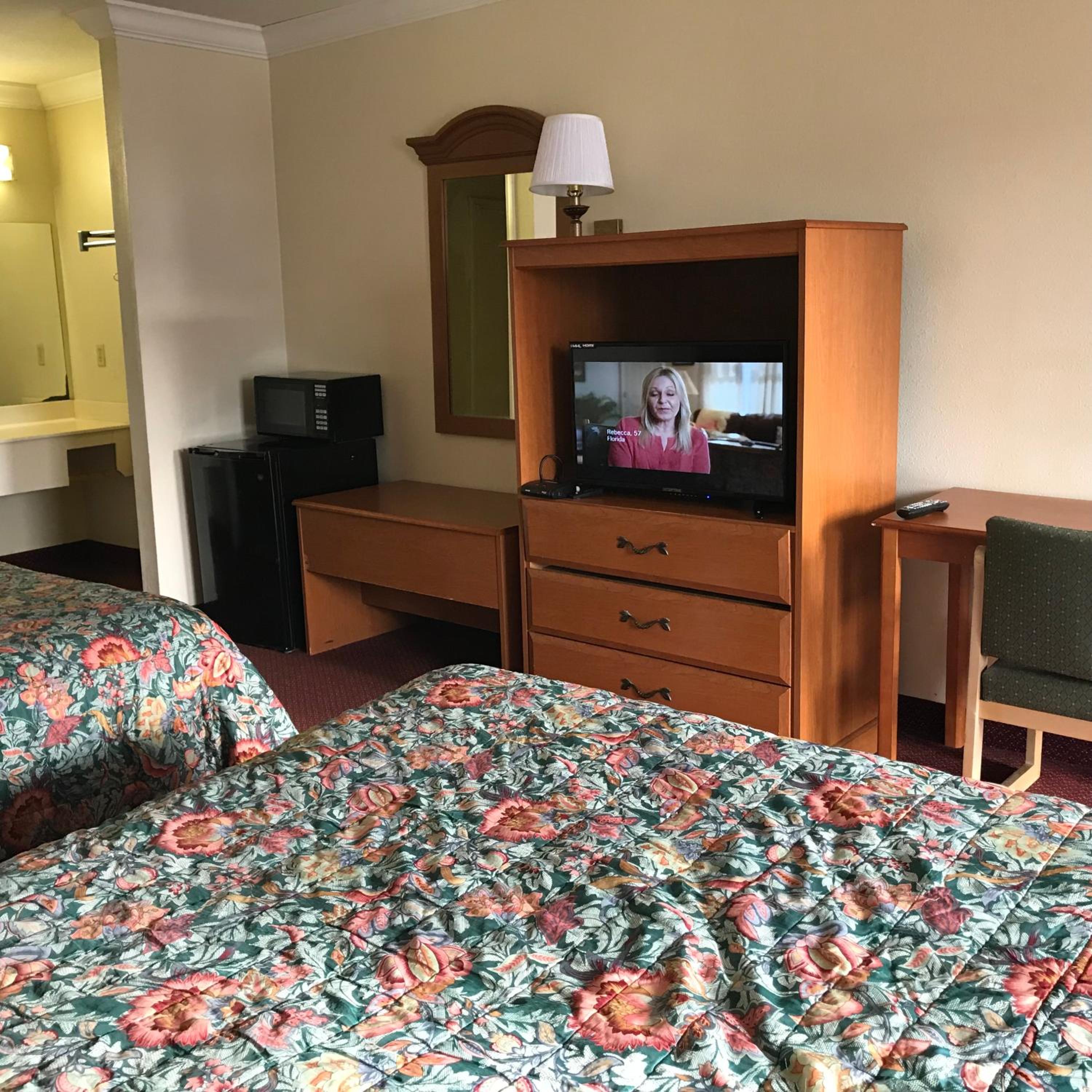 Double Room - Non-Smoking  - Photo 3