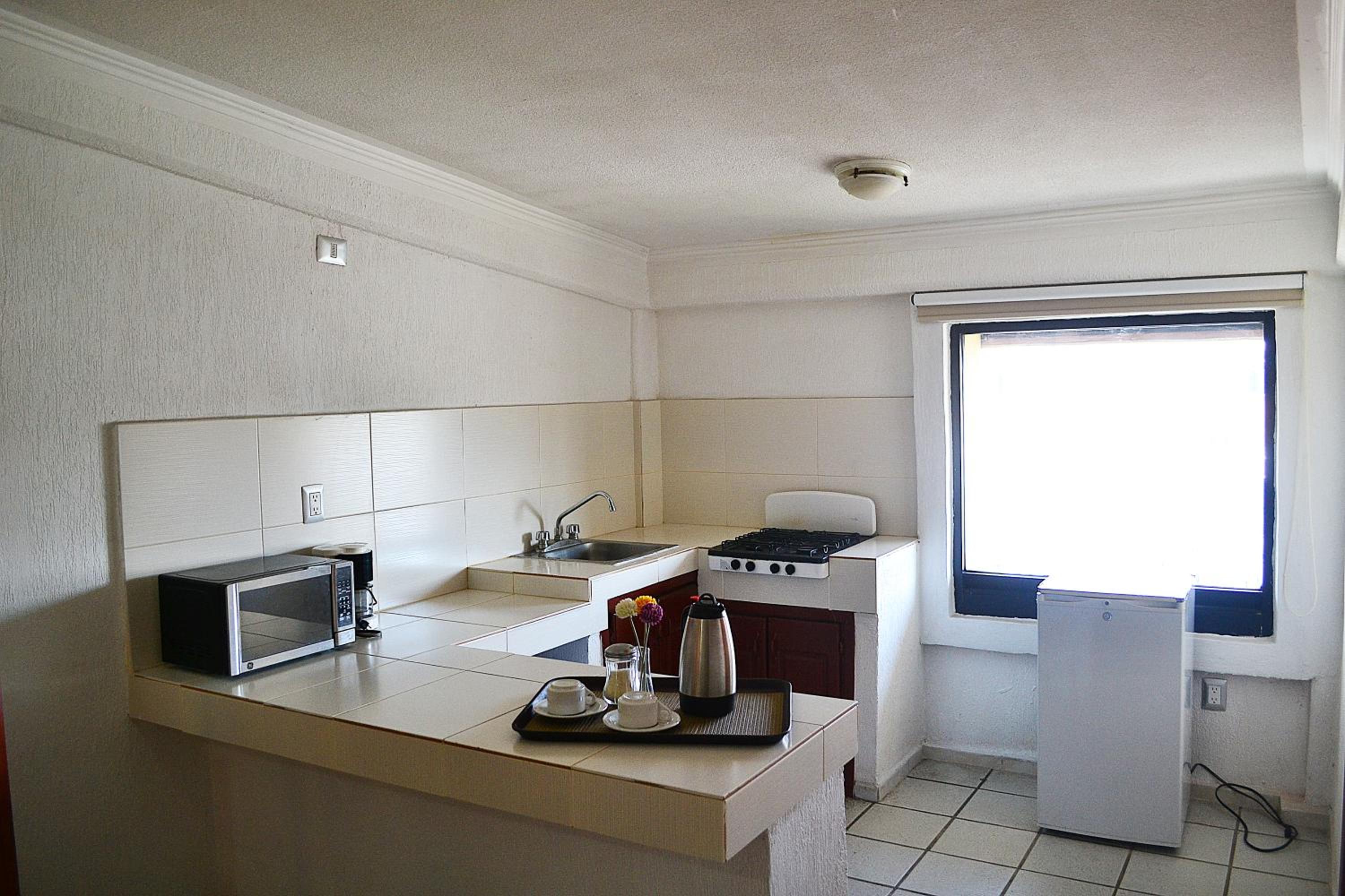 Two-Bedroom Suite - Photo 8