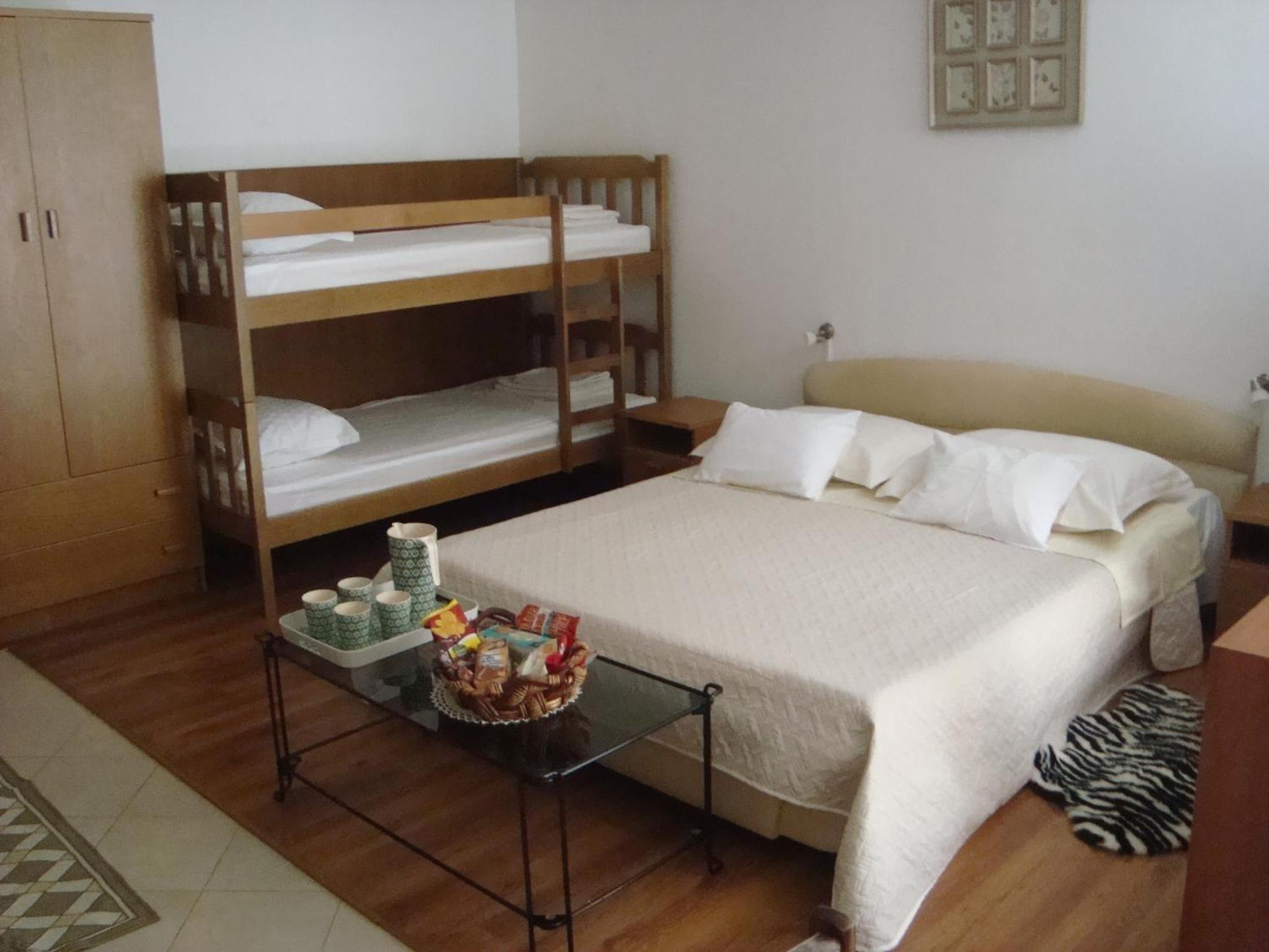 Studio Apartment photo 1