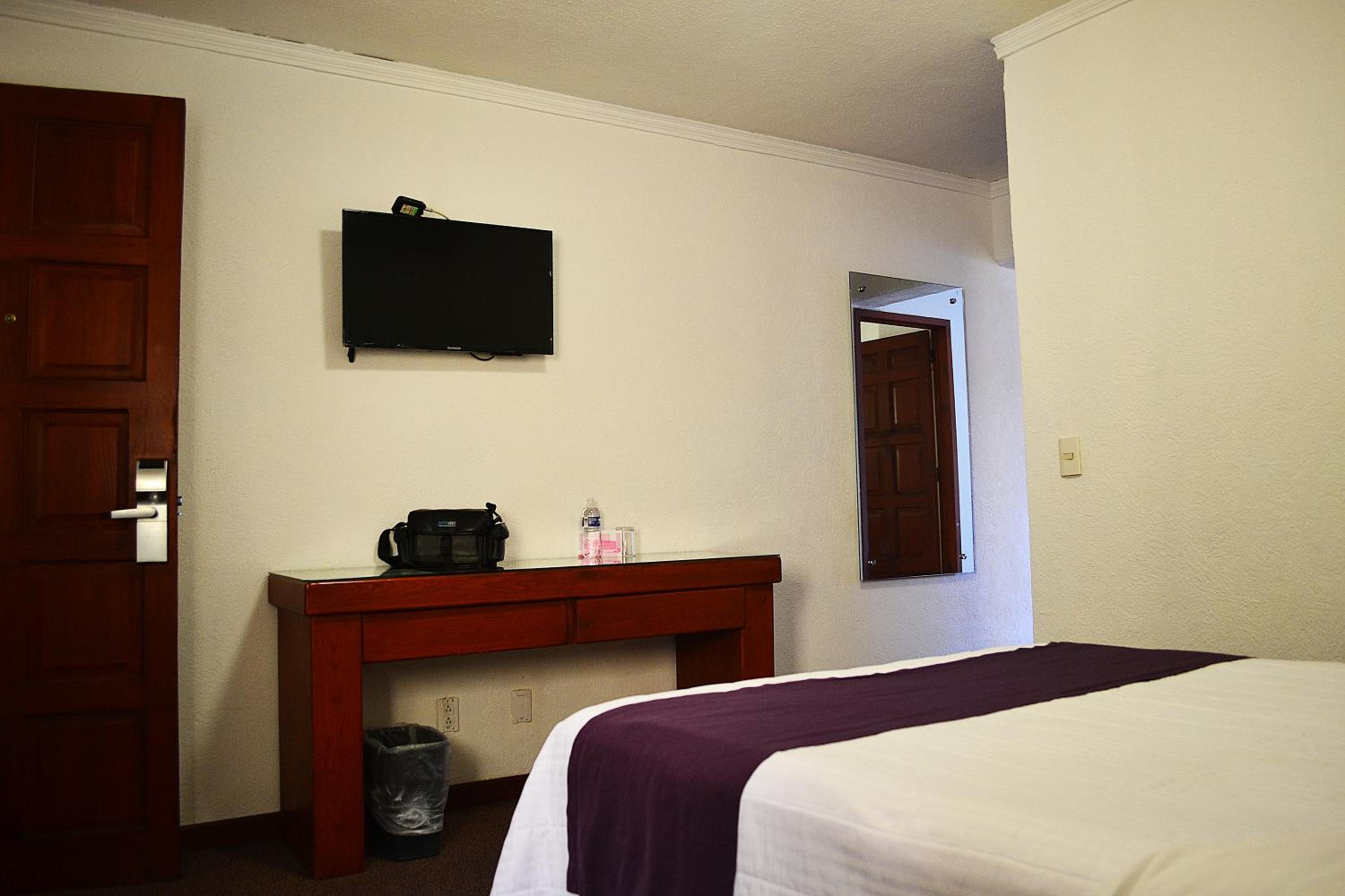 Double Room - Photo 4