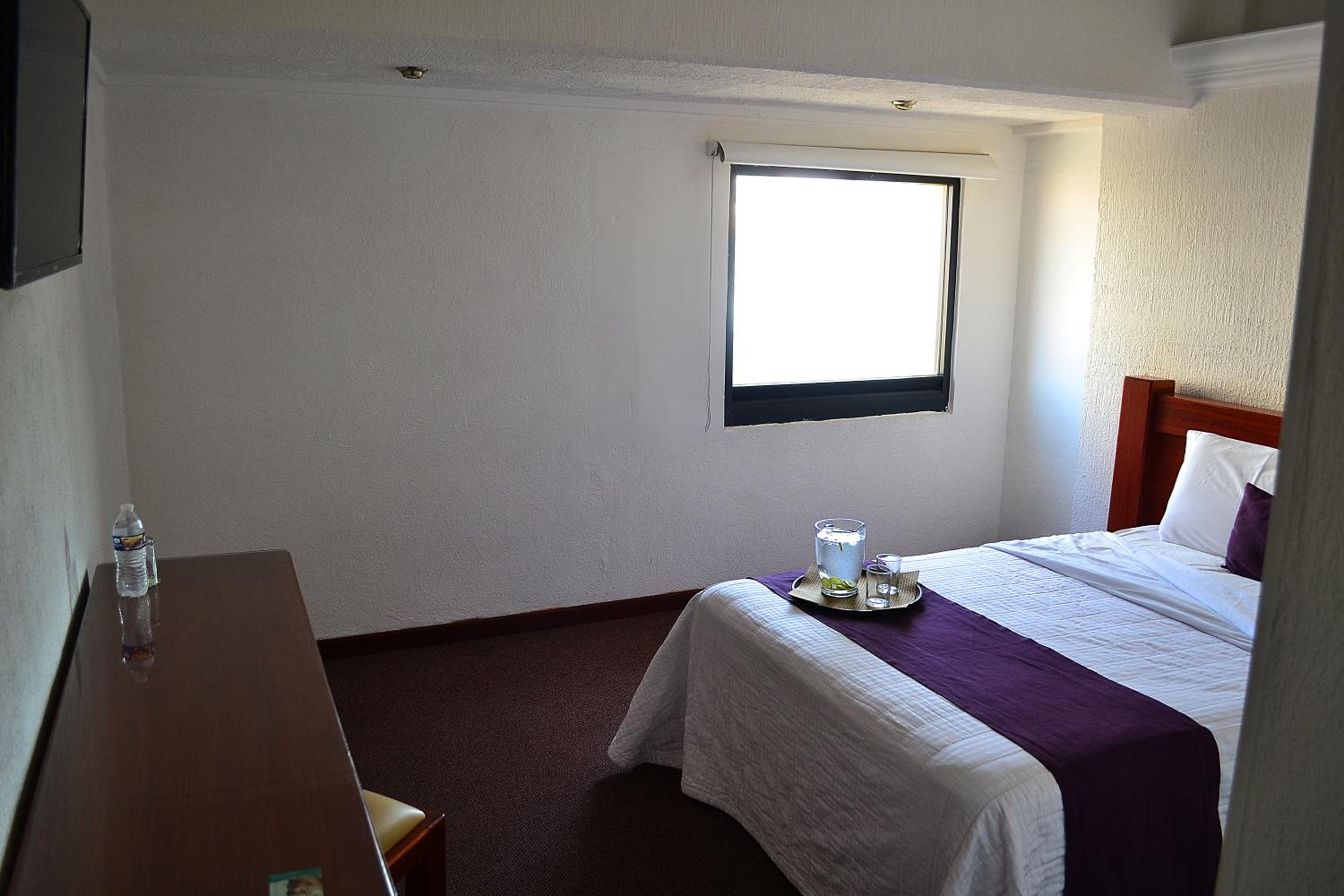 Double Room - Photo 2