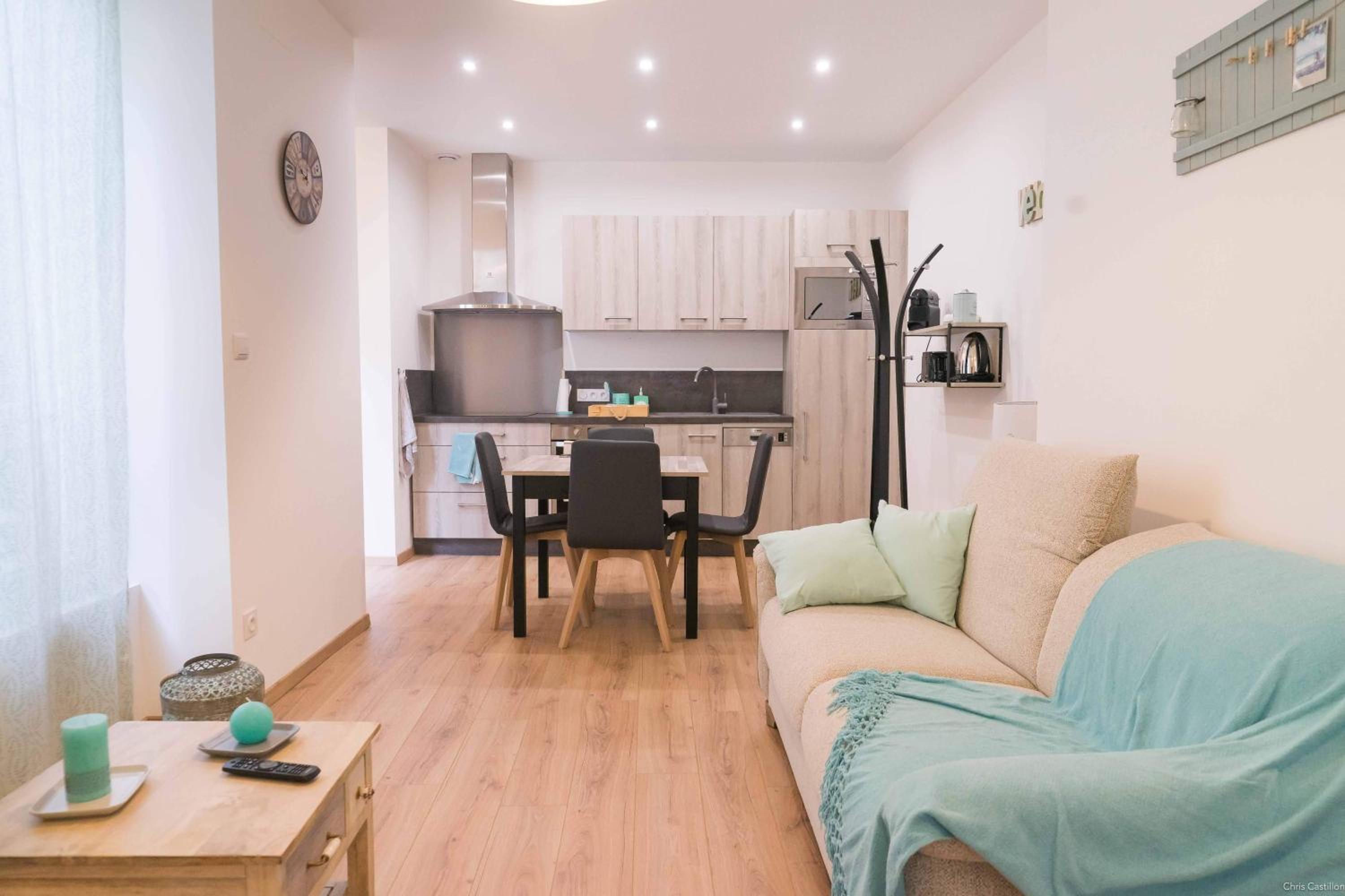 Studio Apartment photo 1