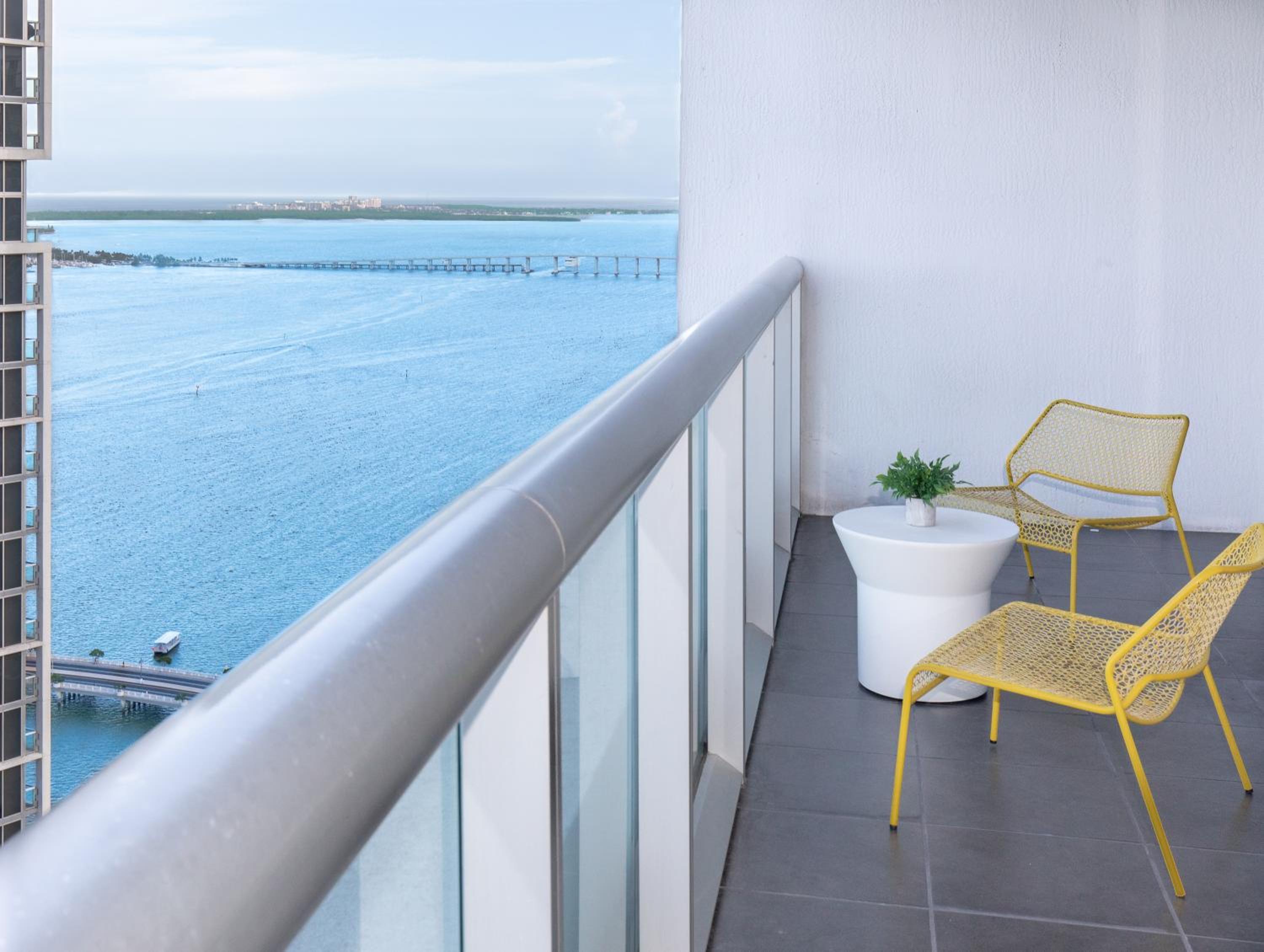 Boutique Two Bedroom Ocean Views Balcony thumbnail 5