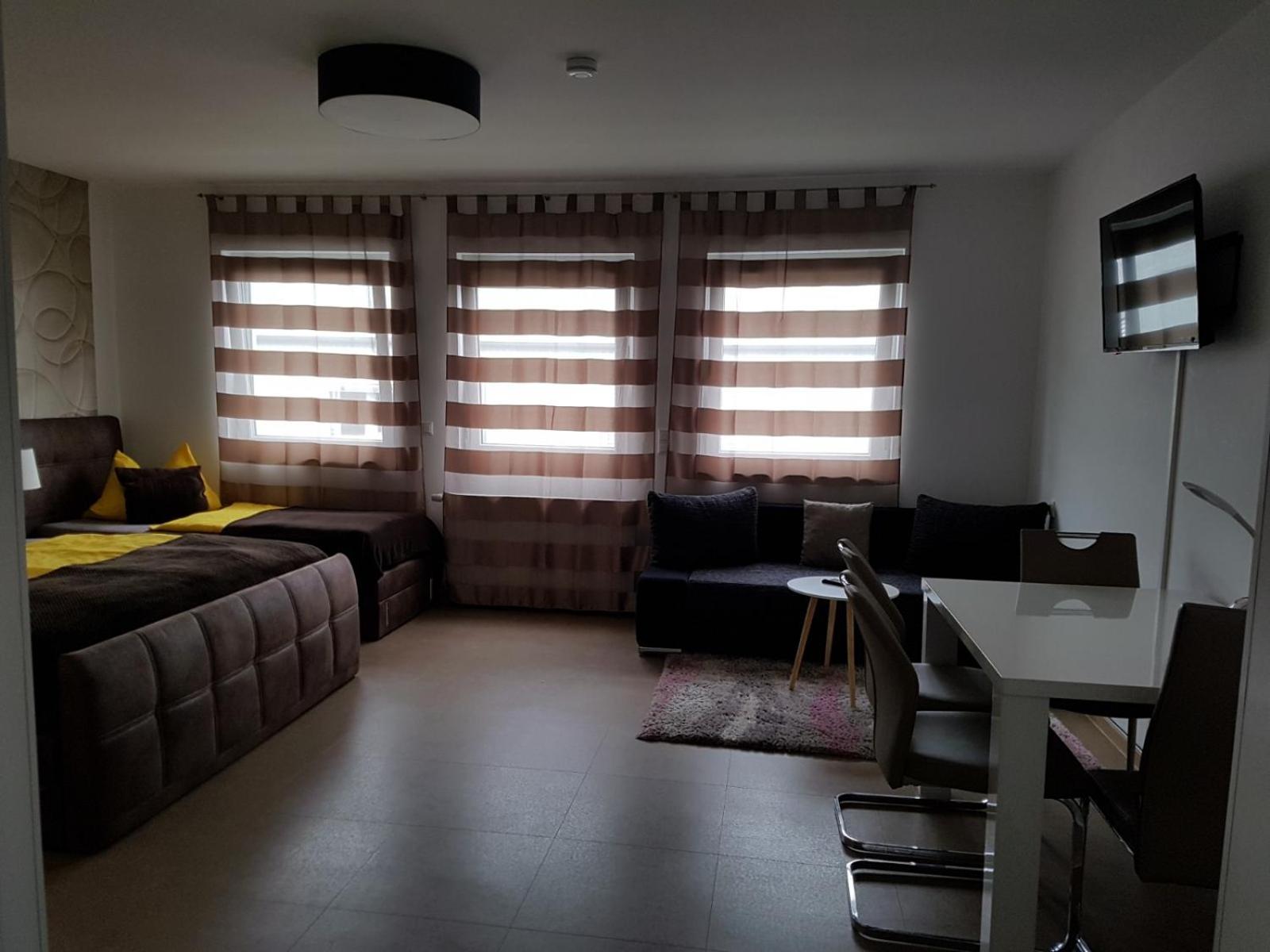 Family Room with Kitchen photo 1