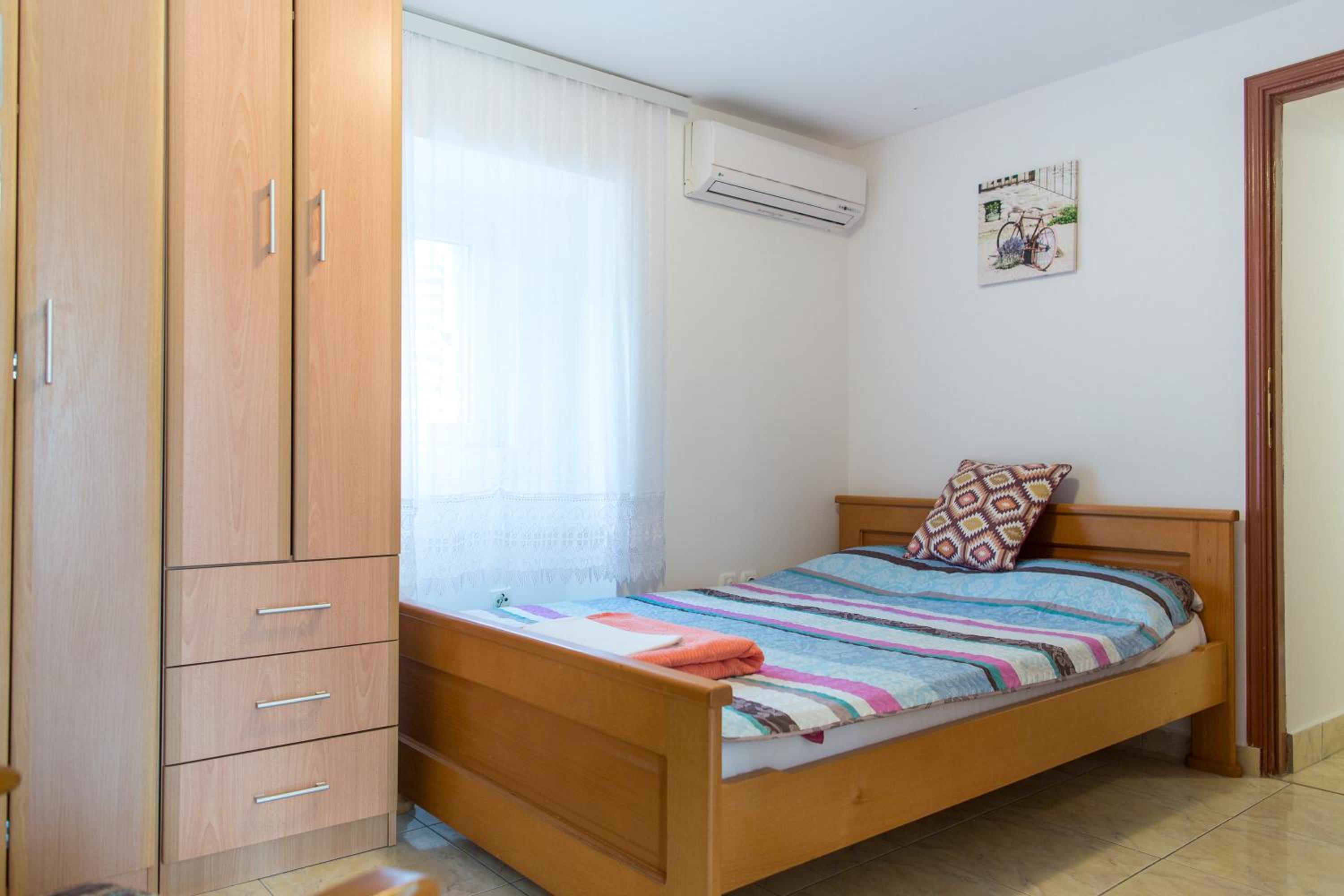 One-Bedroom Apartment with Terrace and Sea View