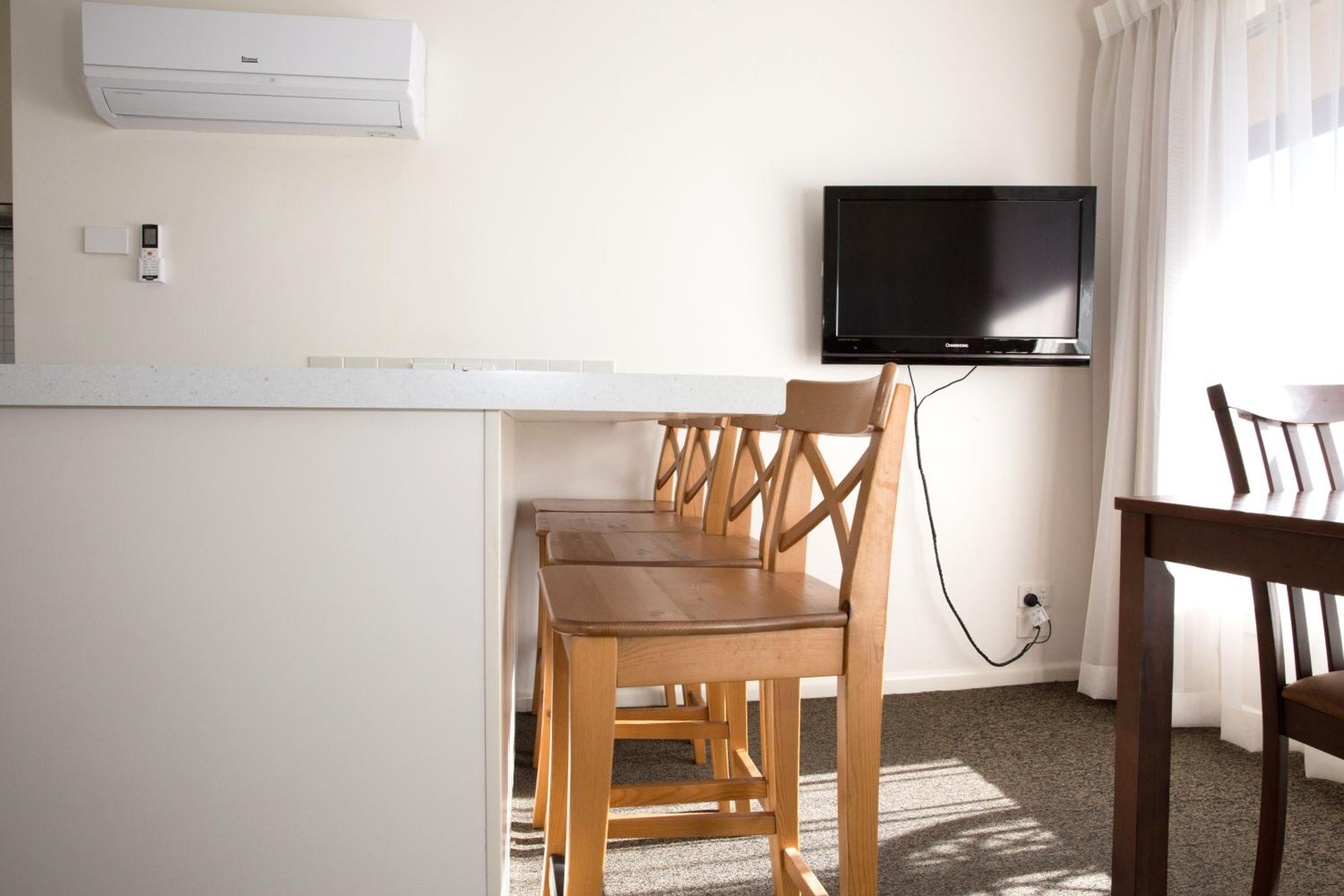 Two-Bedroom Apartment photo 2