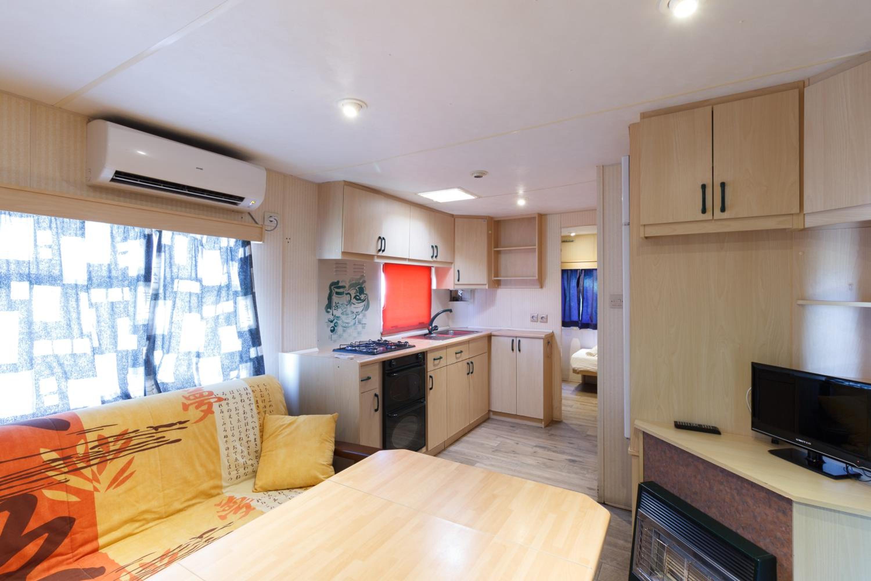Mobile Home with View photo 1
