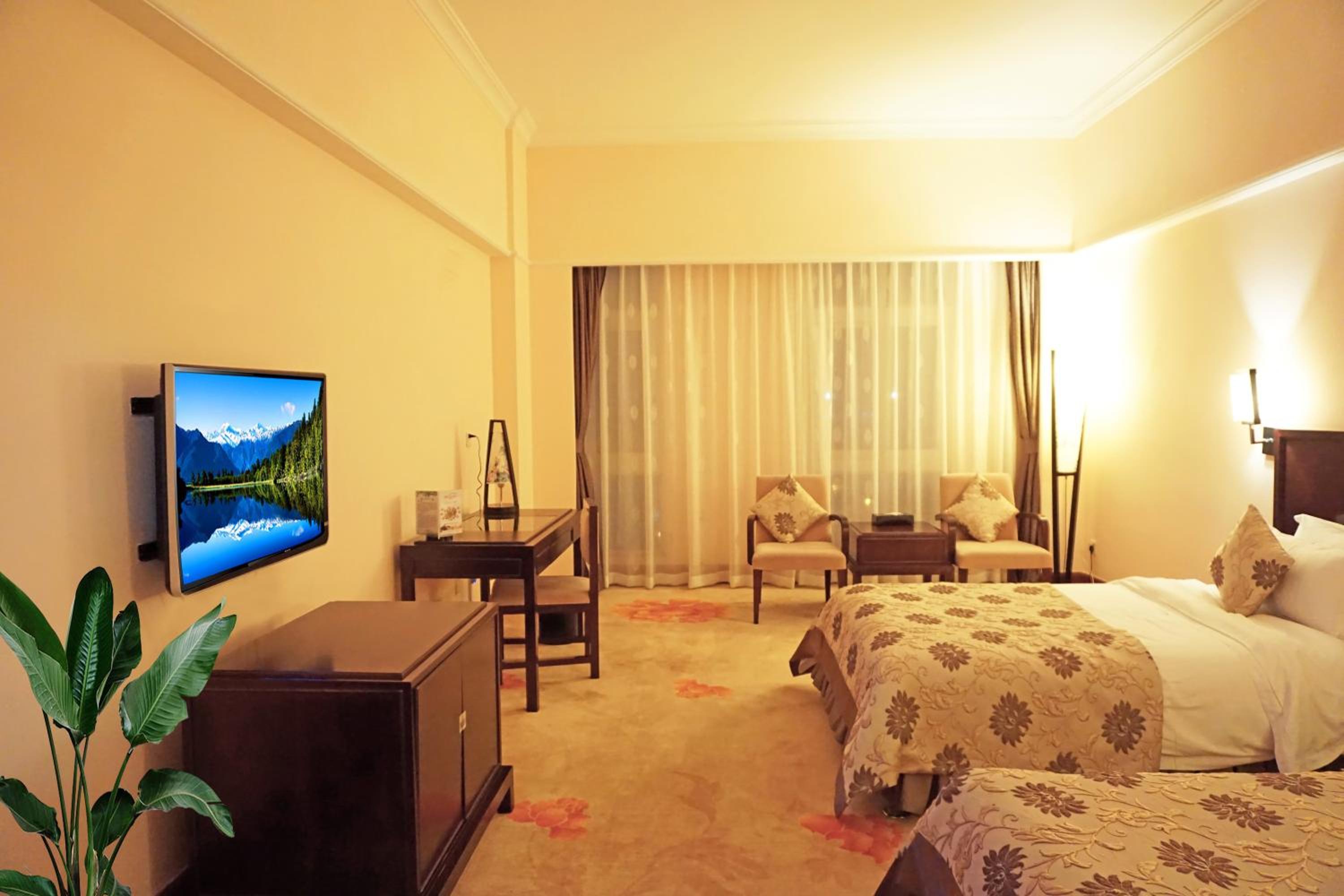 Deluxe Double or Twin Room
