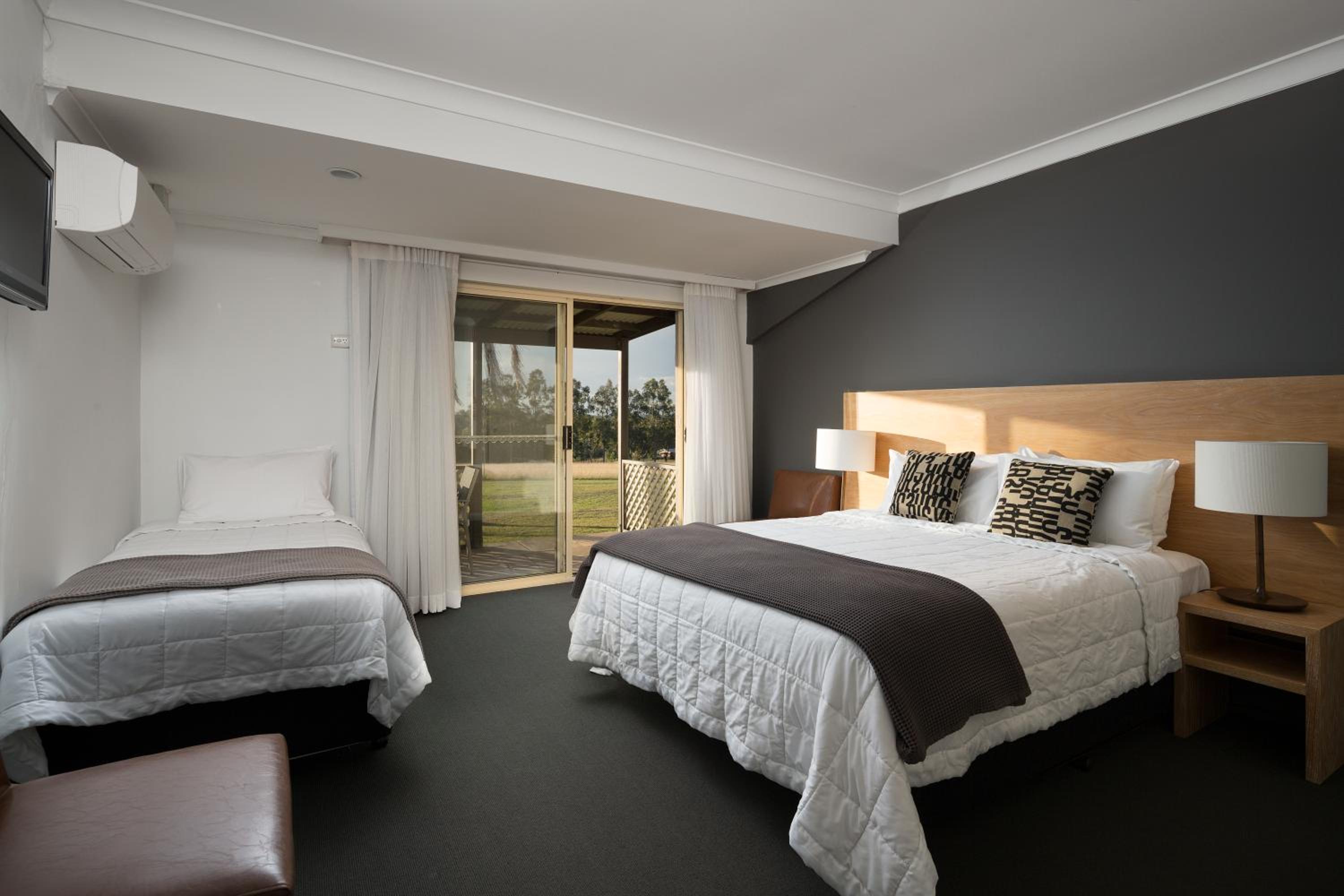Double or Twin Room photo 2