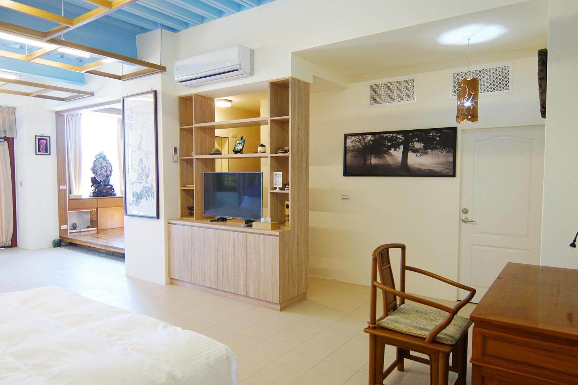 Quadruple Room with Private Bathroom photo 2