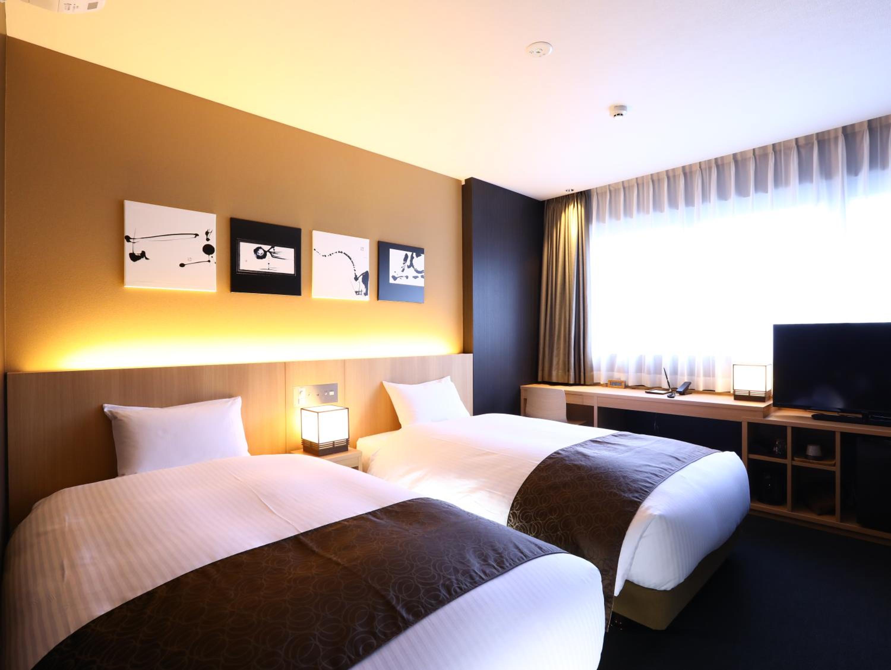Standard Twin Room photo 3