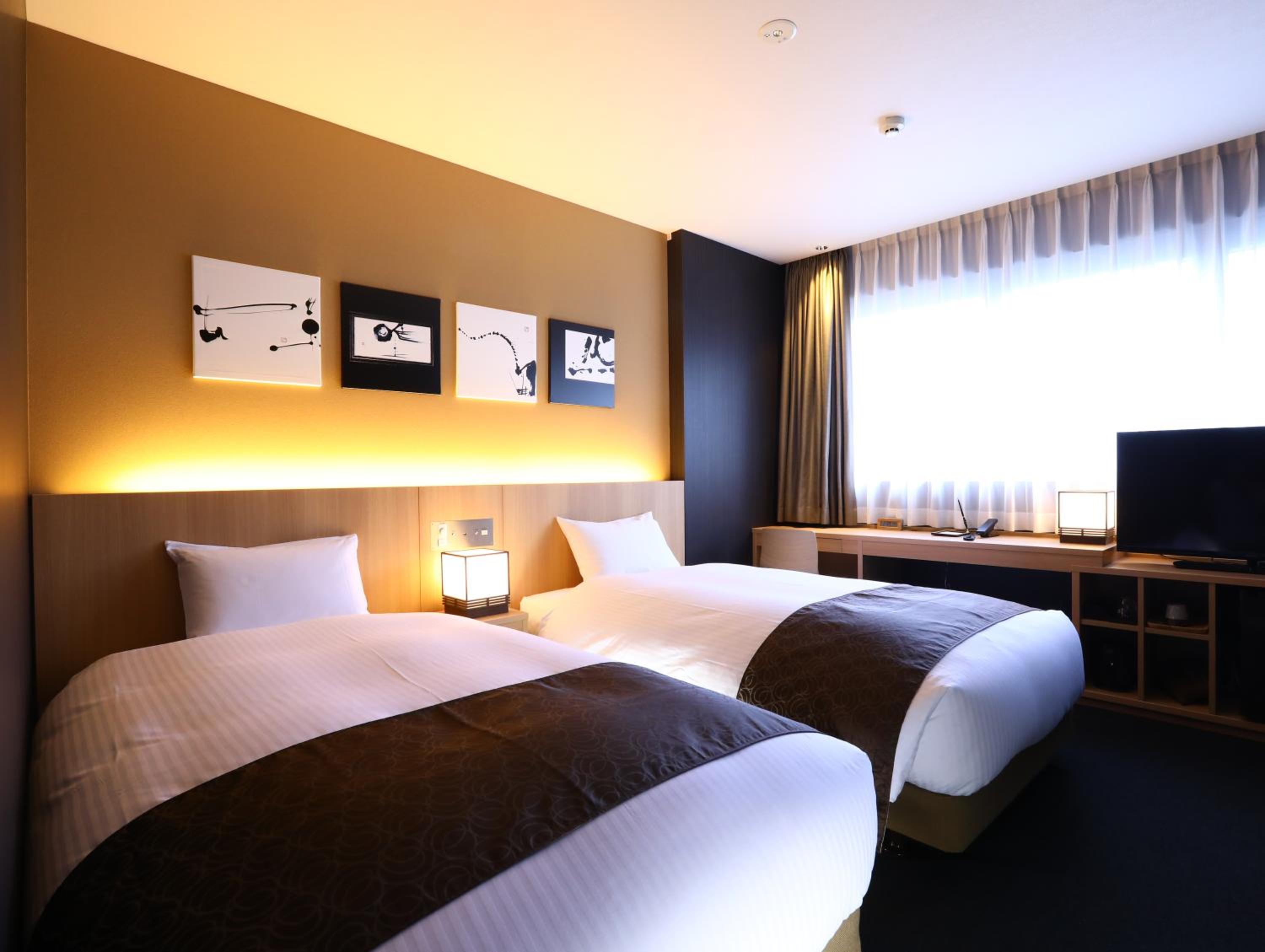 Standard Twin Room photo 2
