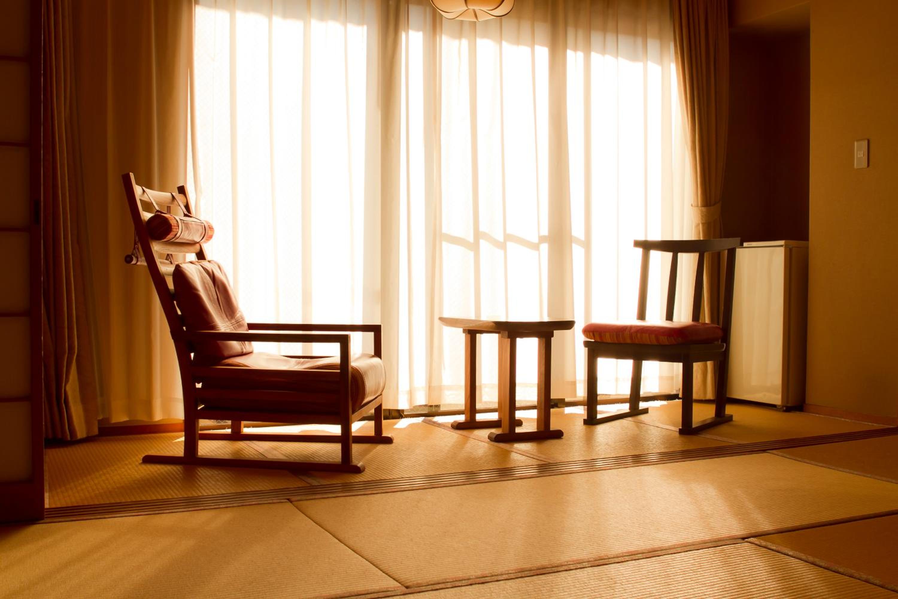 Standard Japanese-Style Room with Shared Bathroom - Non-Smoking photo 3
