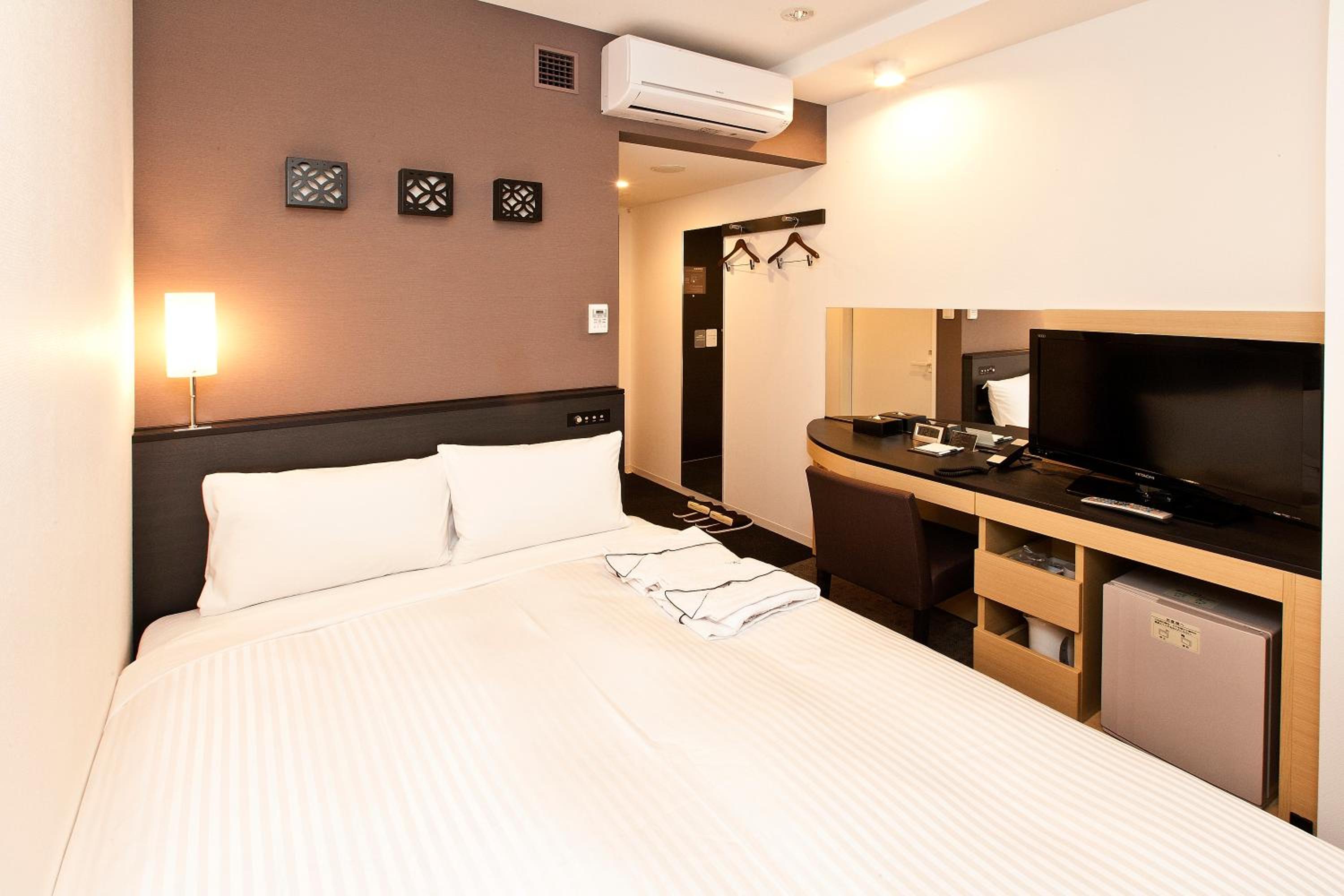 Renewal Double Room - Non-Smoking  photo 1