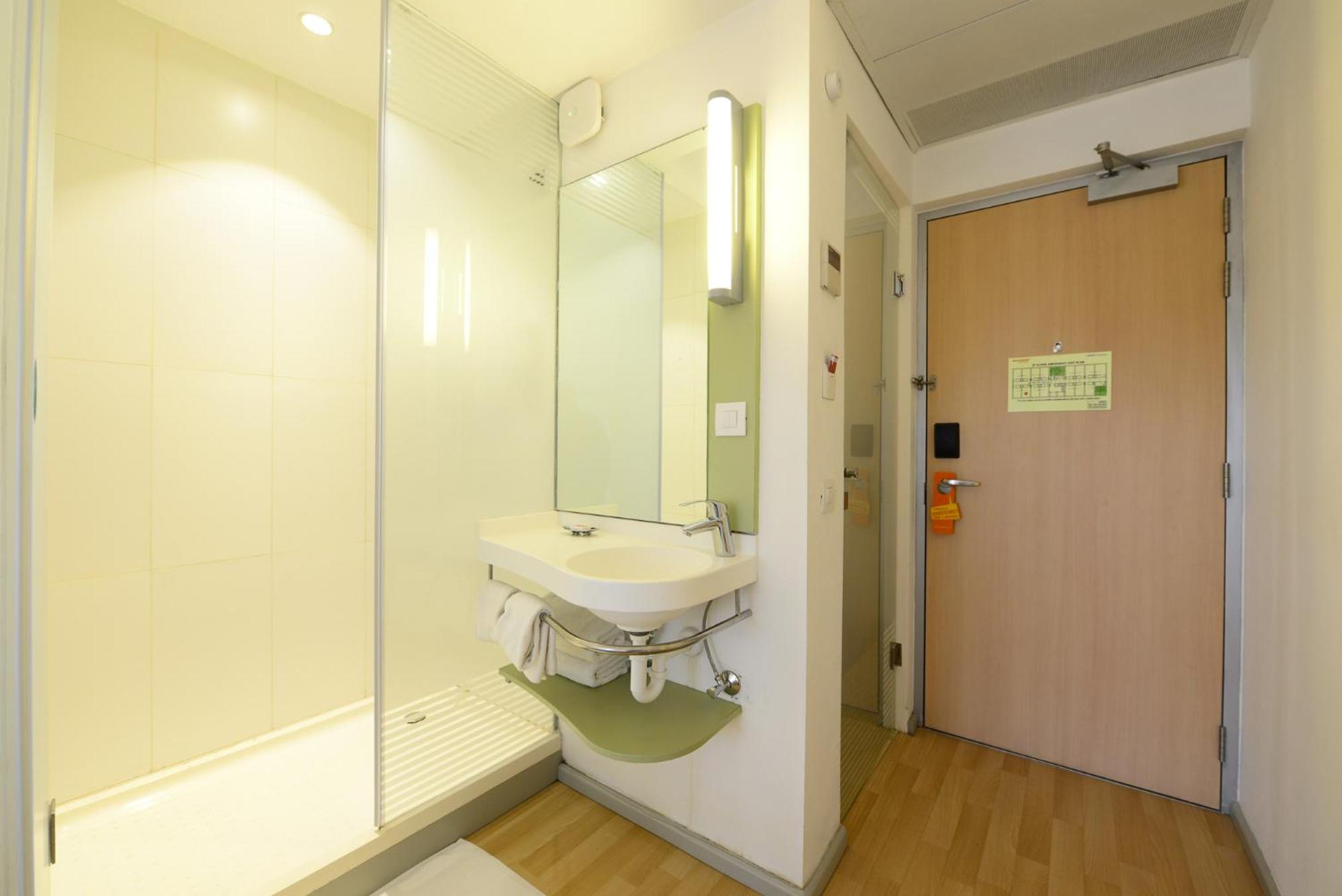Superior Twin Room photo 3