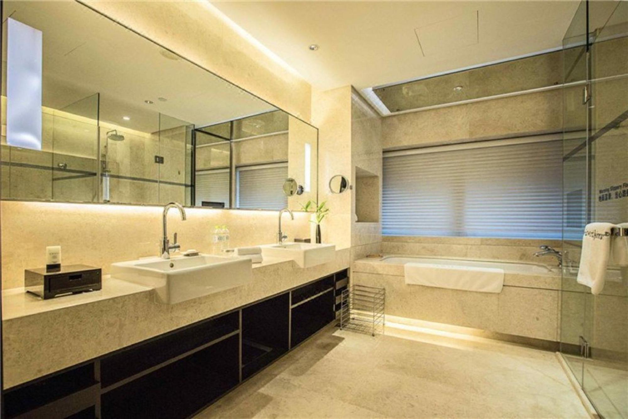 Super Executive Double Room photo 3