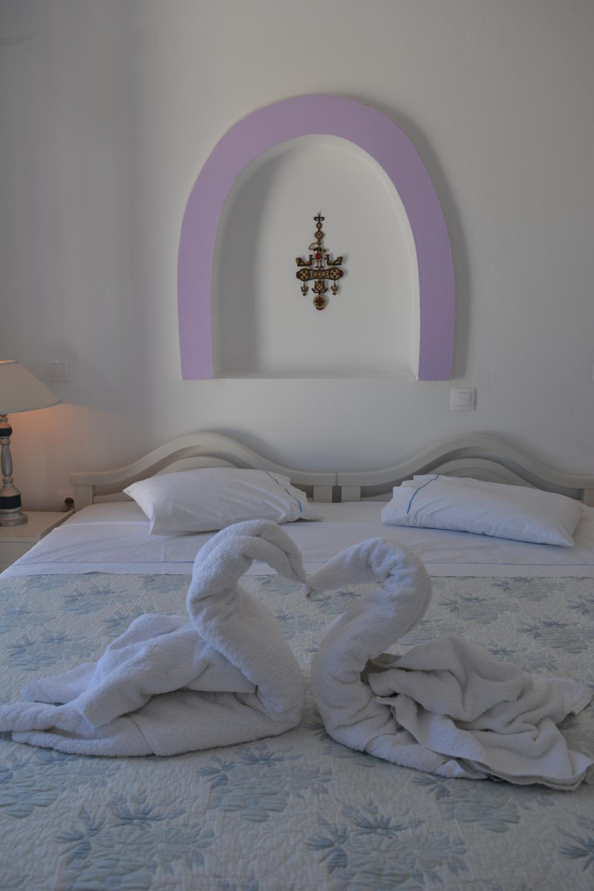Double or Twin Room - Photo 3