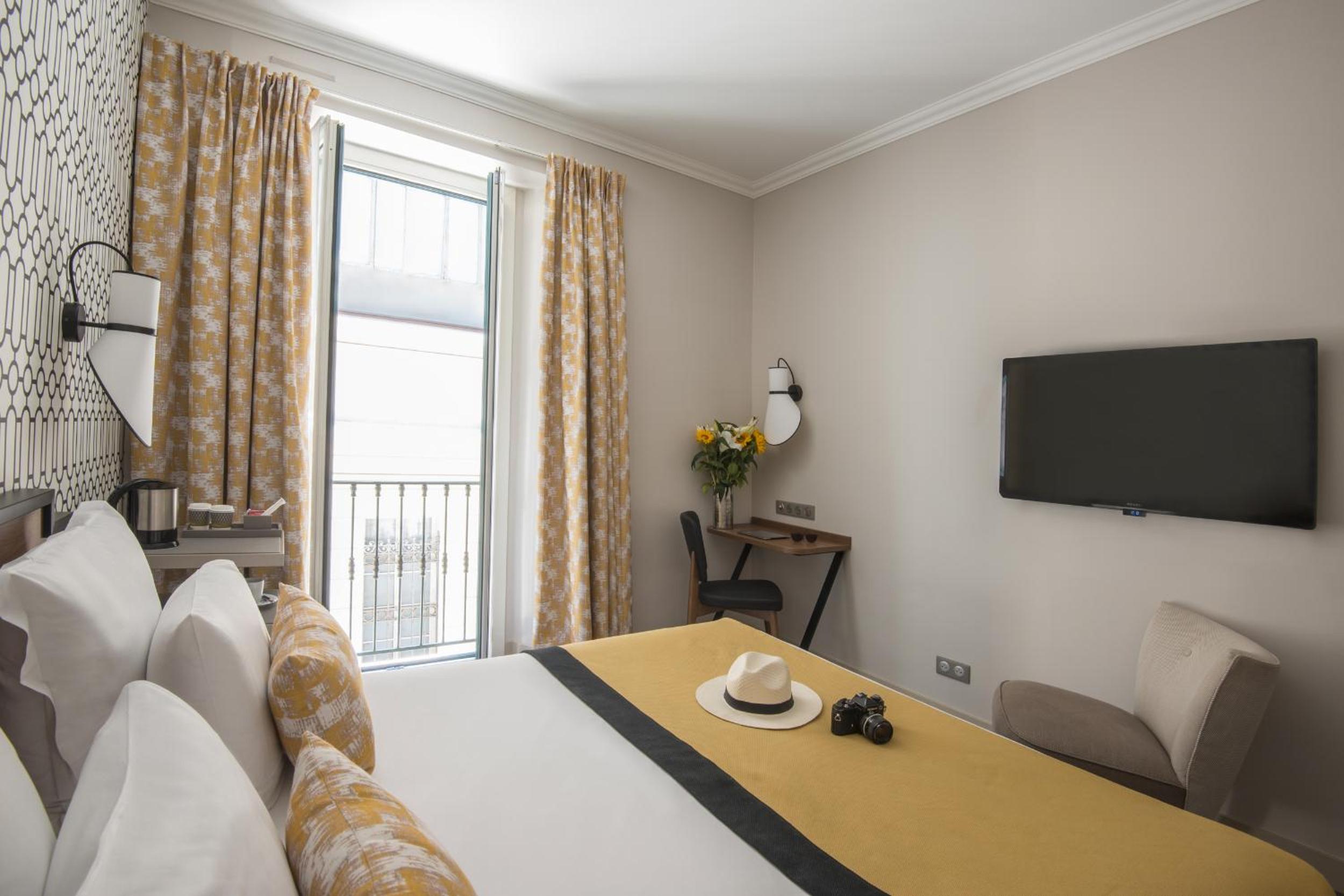 Classic Room - Photo 10