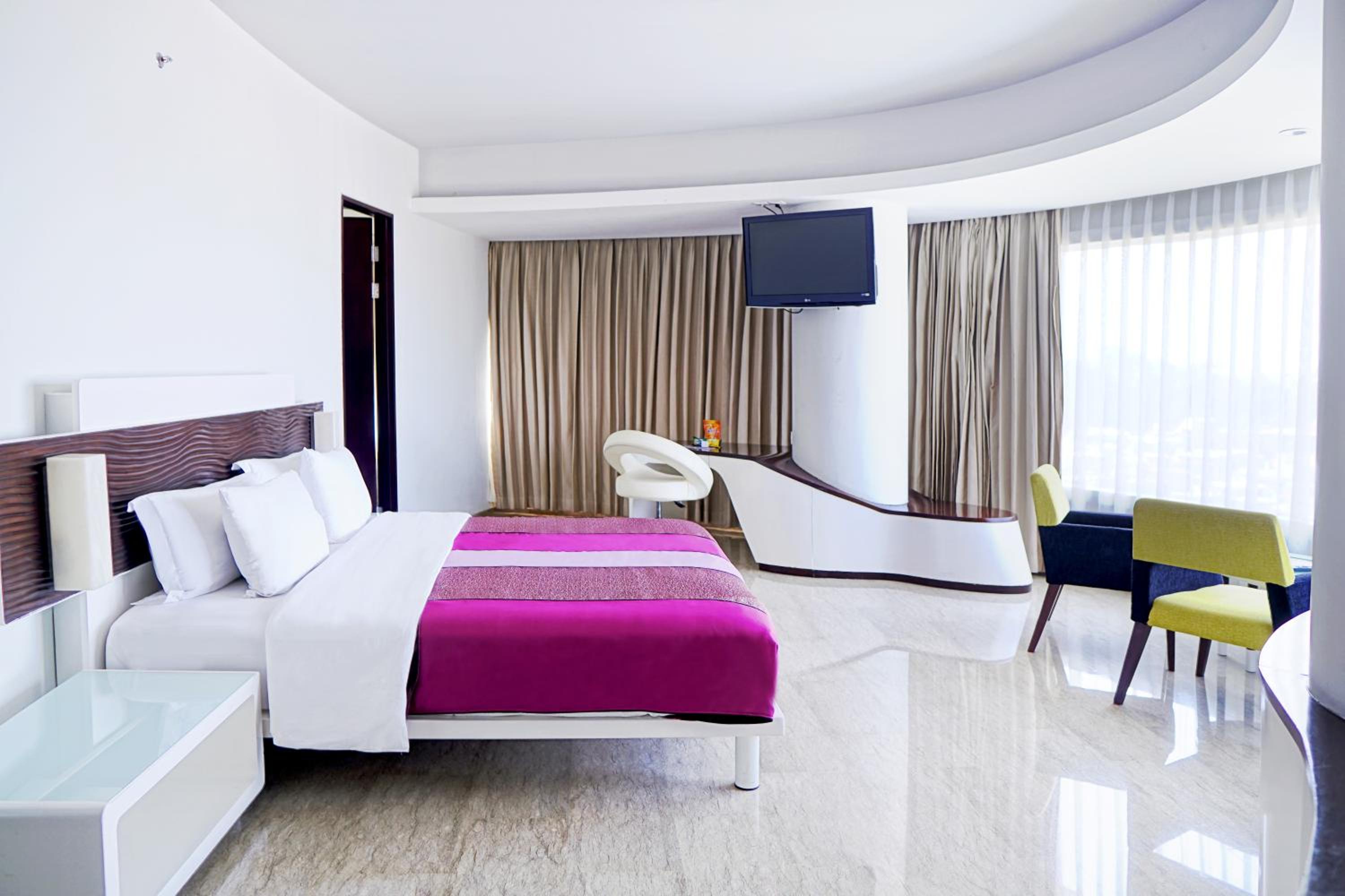 Senior Executive Room