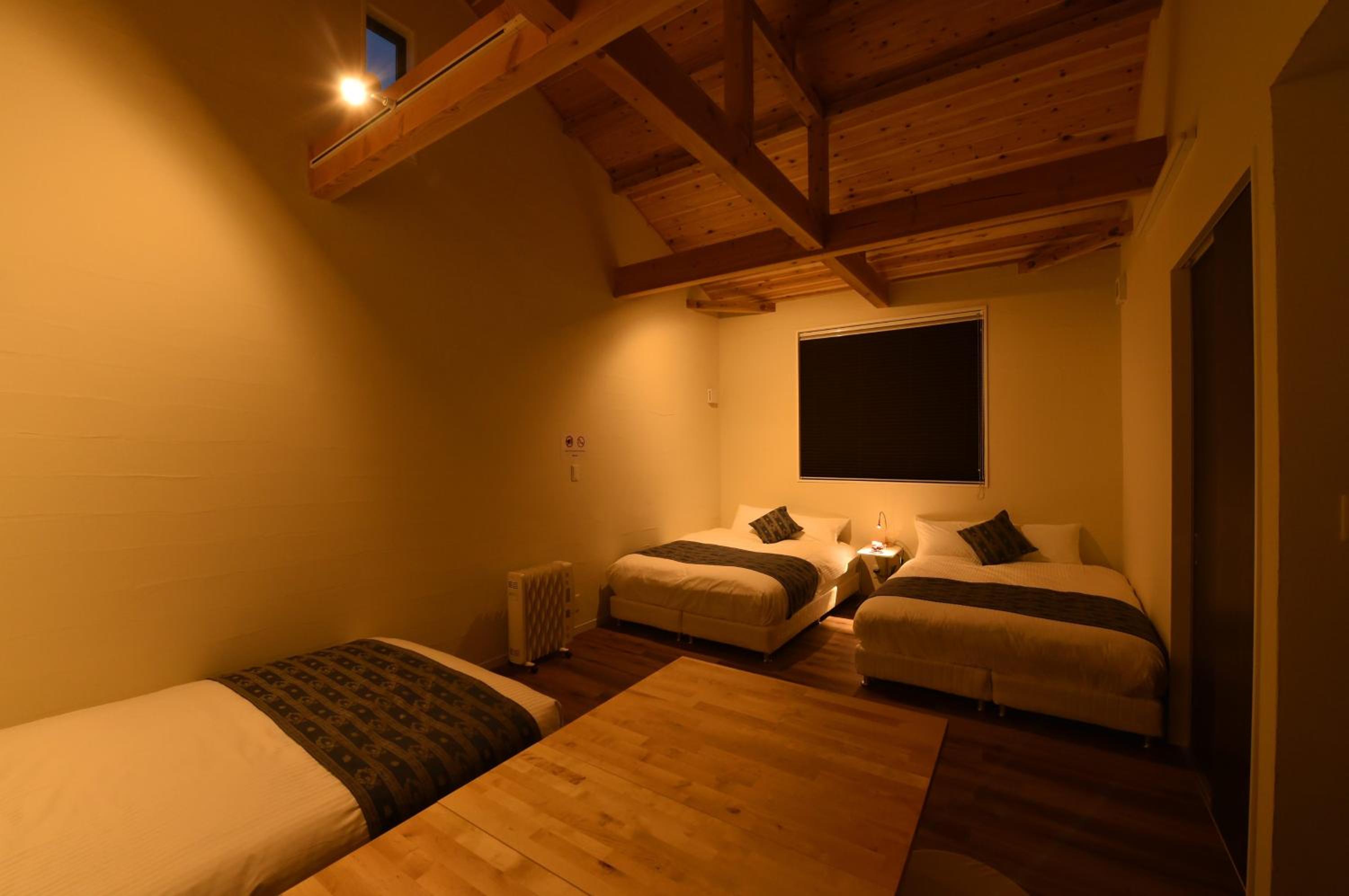 Apartment with Mountain View - Photo 13