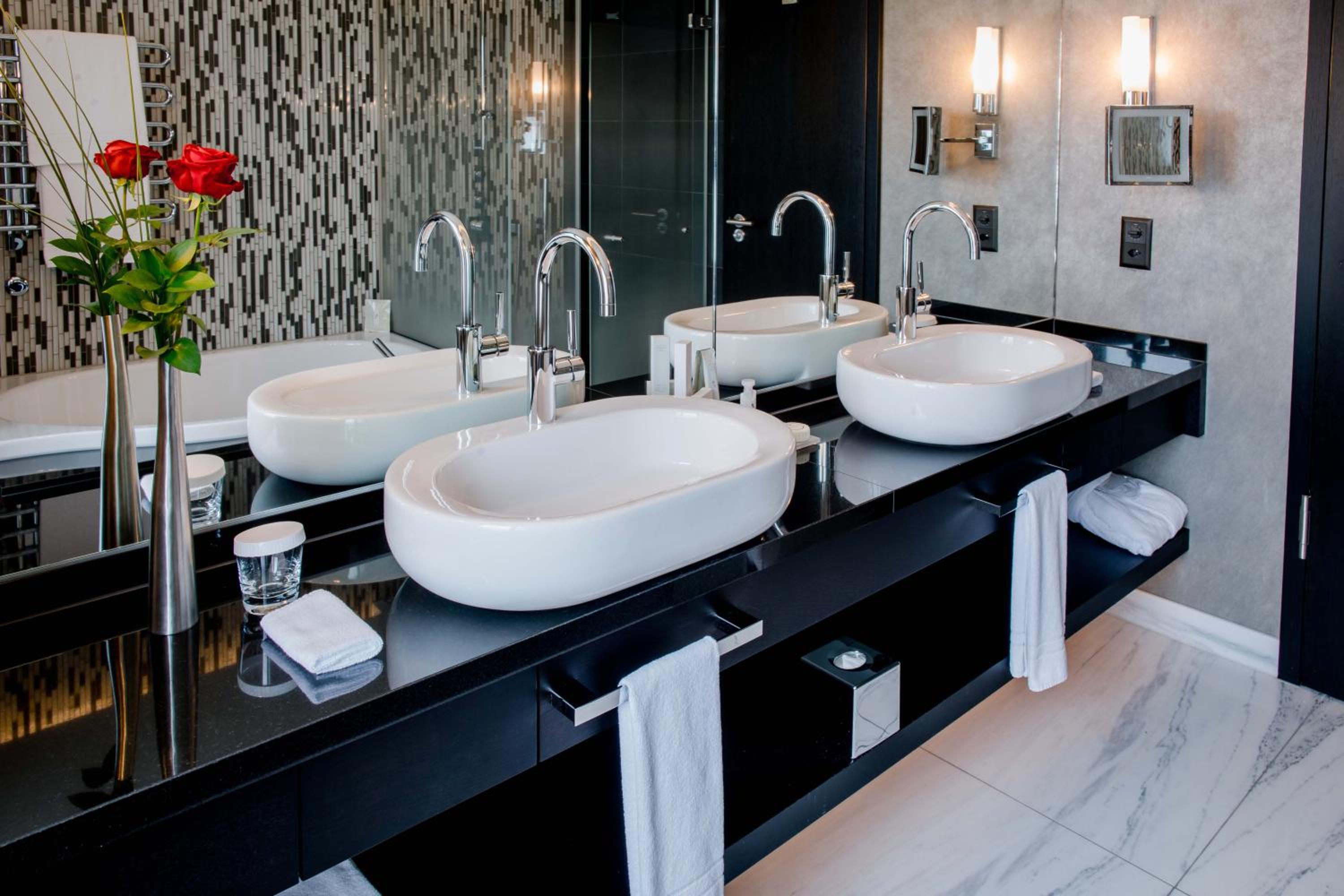 Deluxe Boutique Room - Photo 6