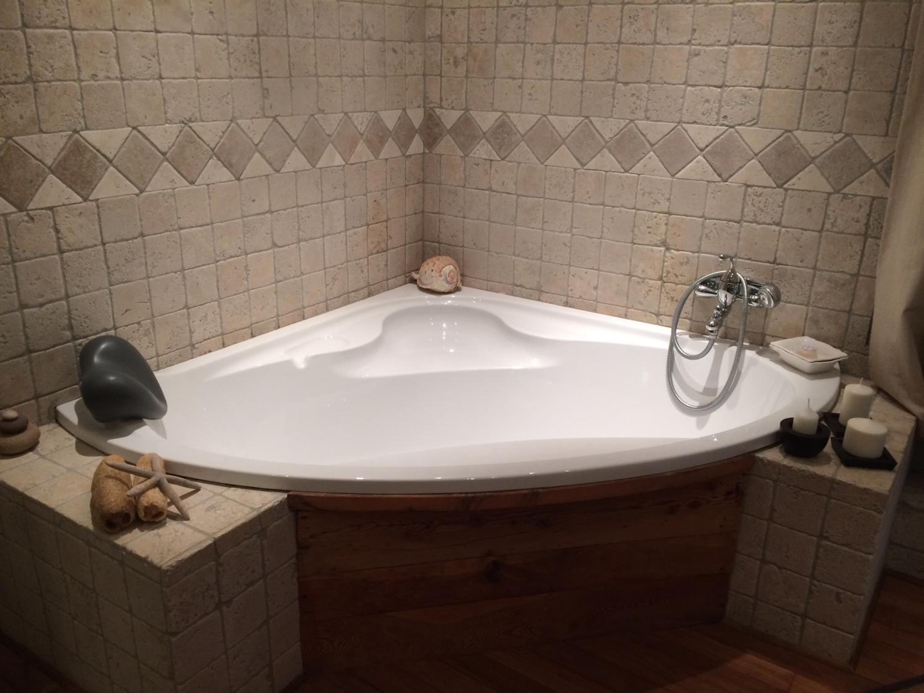 Double Room with Private External Bathroom - Photo 5