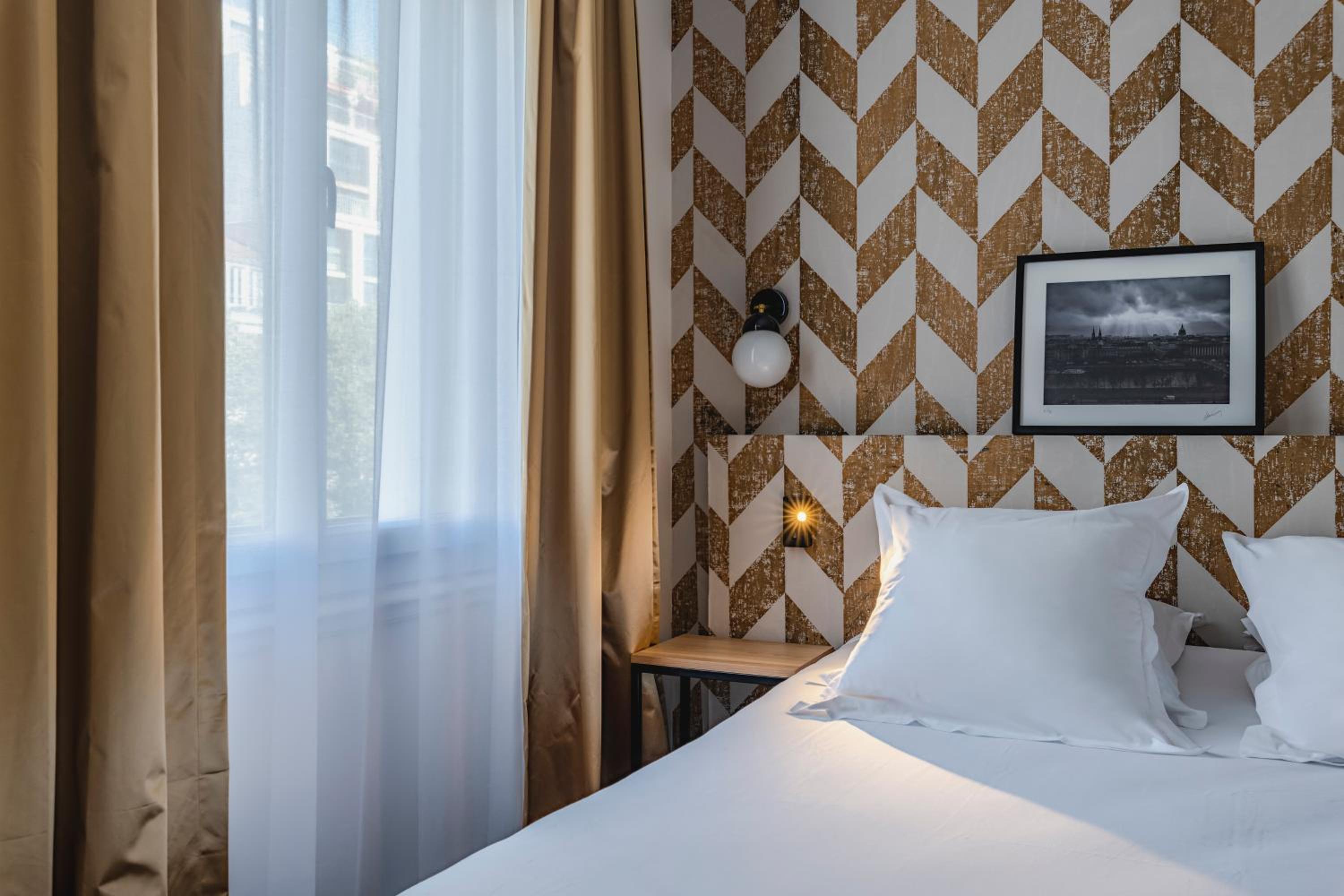 Standard Double Room - Photo 1