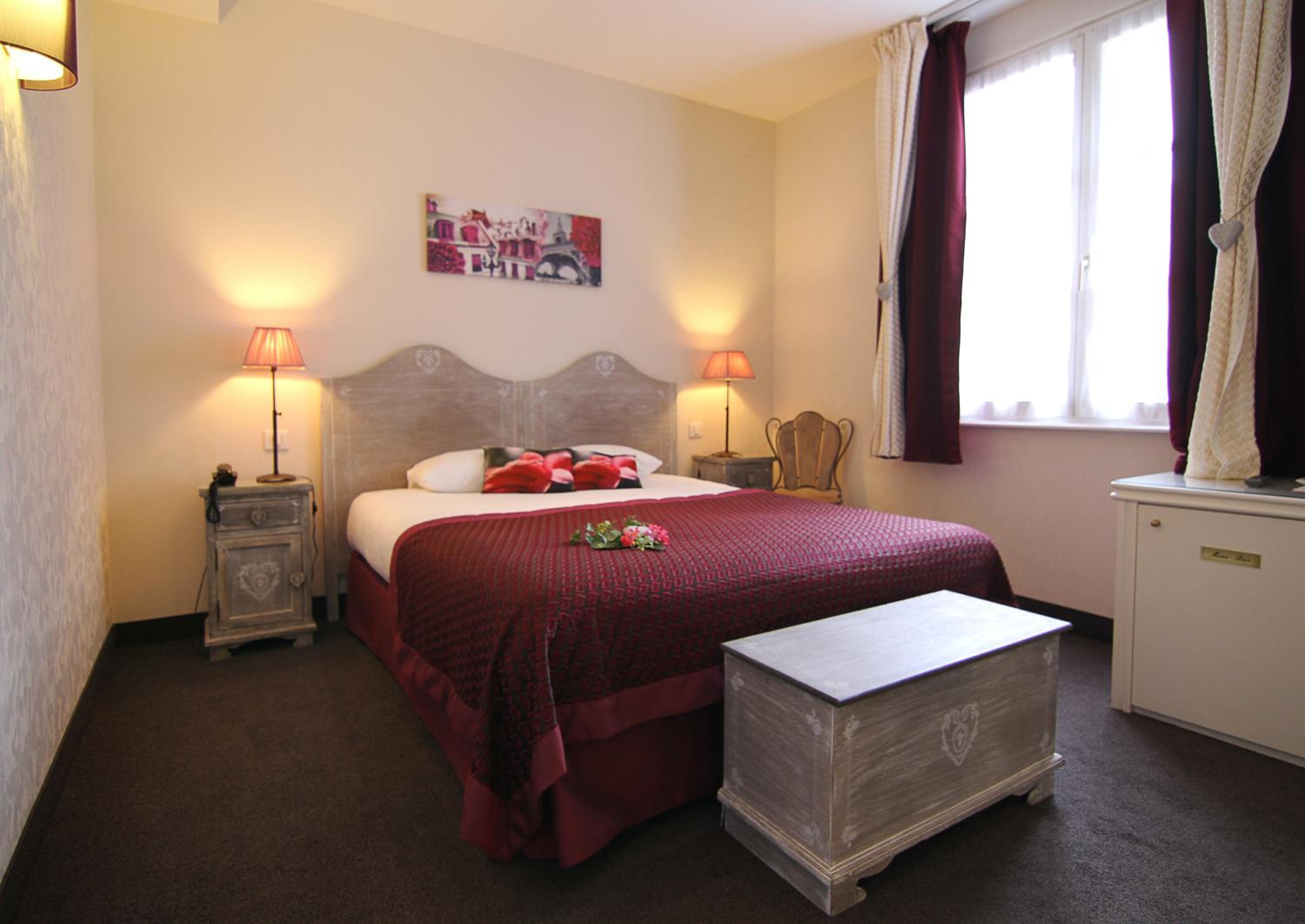 Comfort Double Room with Shower or Bath - Photo 9