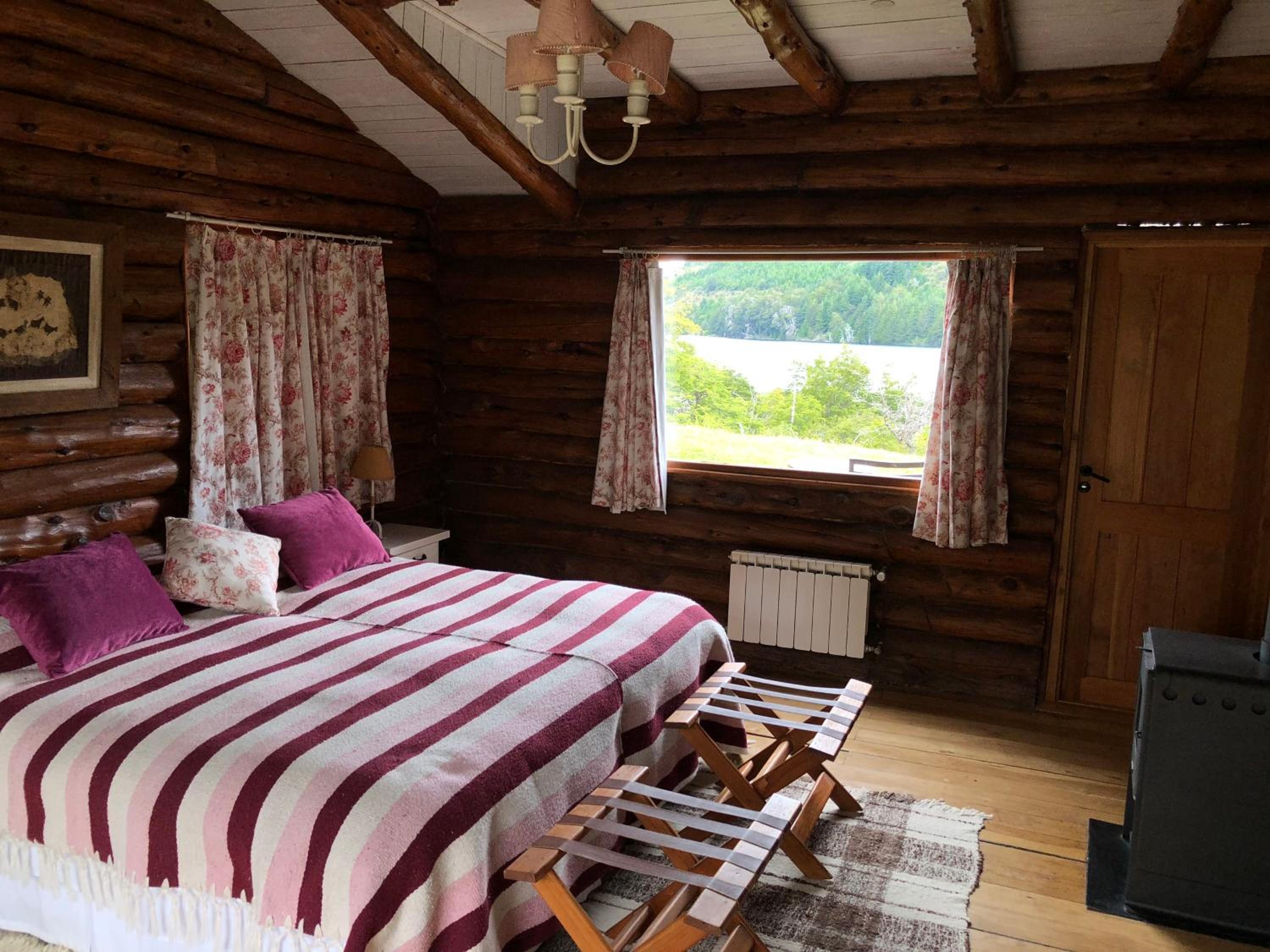 Superior Deluxe Double or Twin Room  photo 1