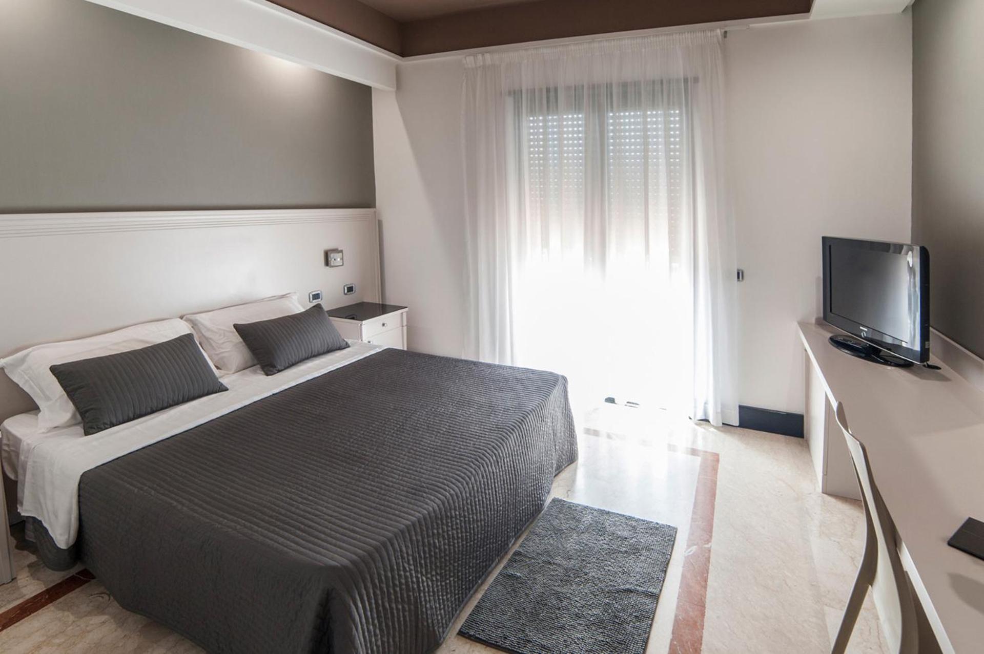 Superior Double Room - Photo 8