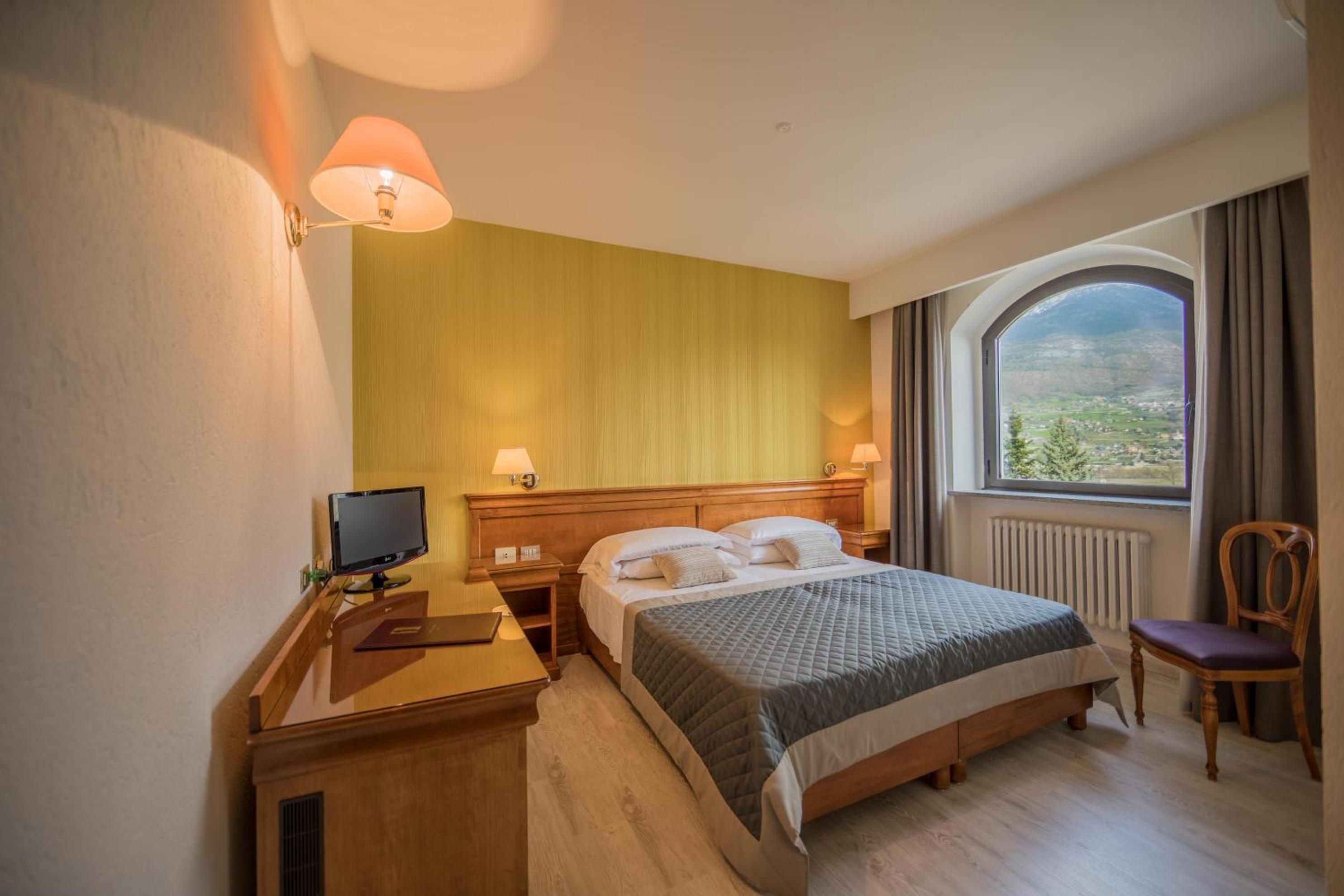 Double or Twin Room Single Use