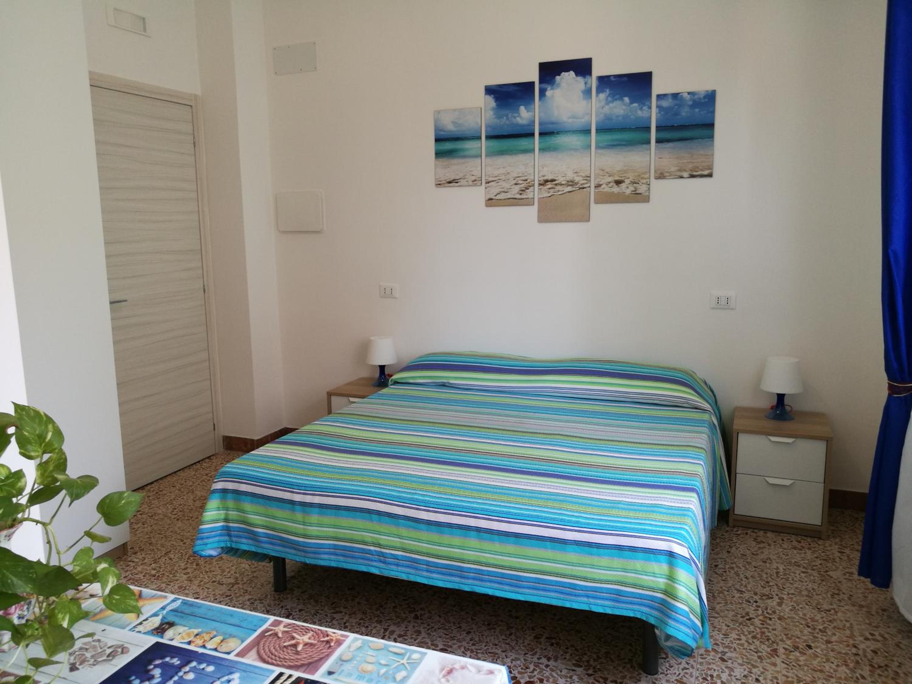 Double Room with Private Bathroom - Photo 1
