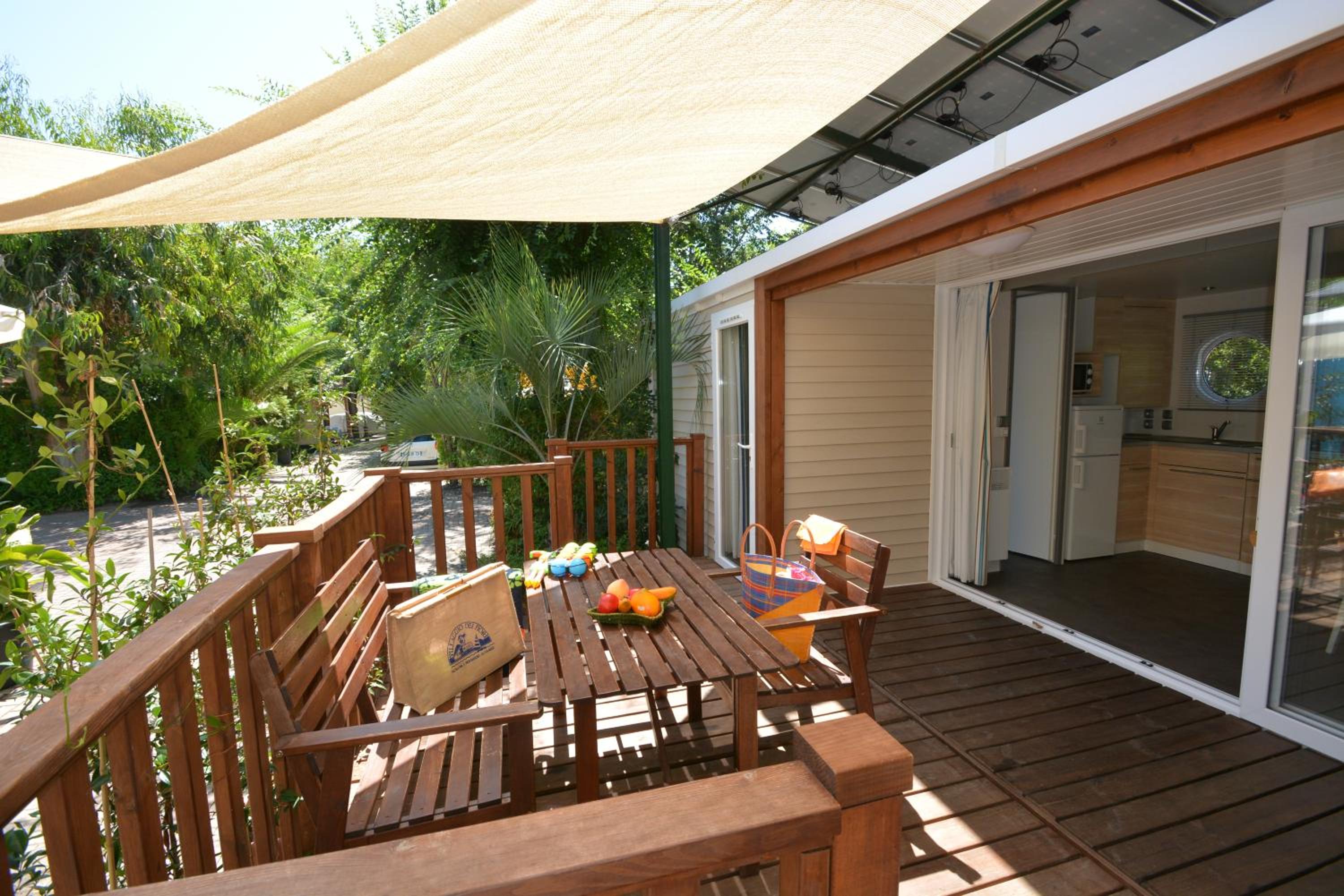 Mobile Home (4 Adults) photo 3