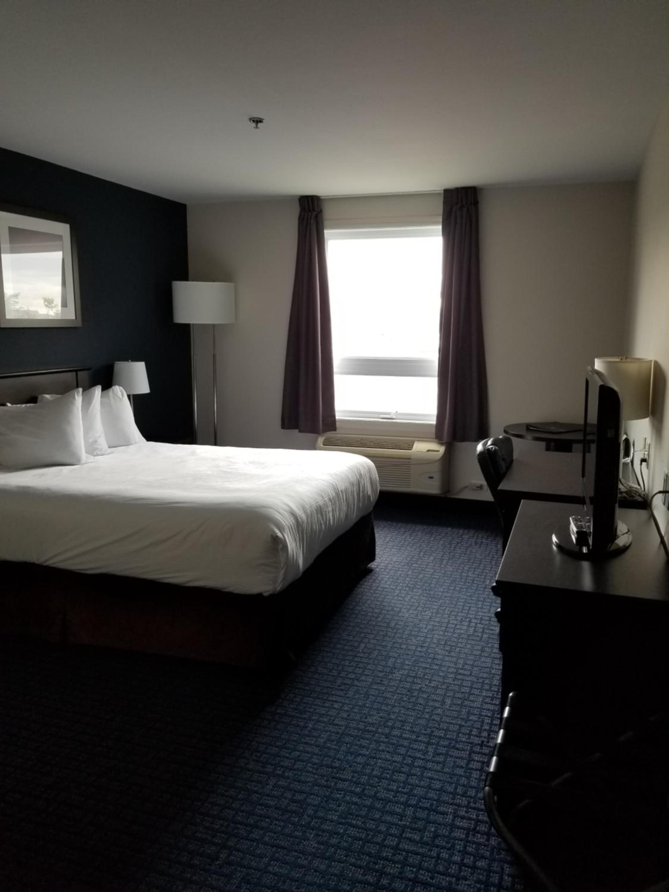 Family Suite - Non-Smoking - Photo 2