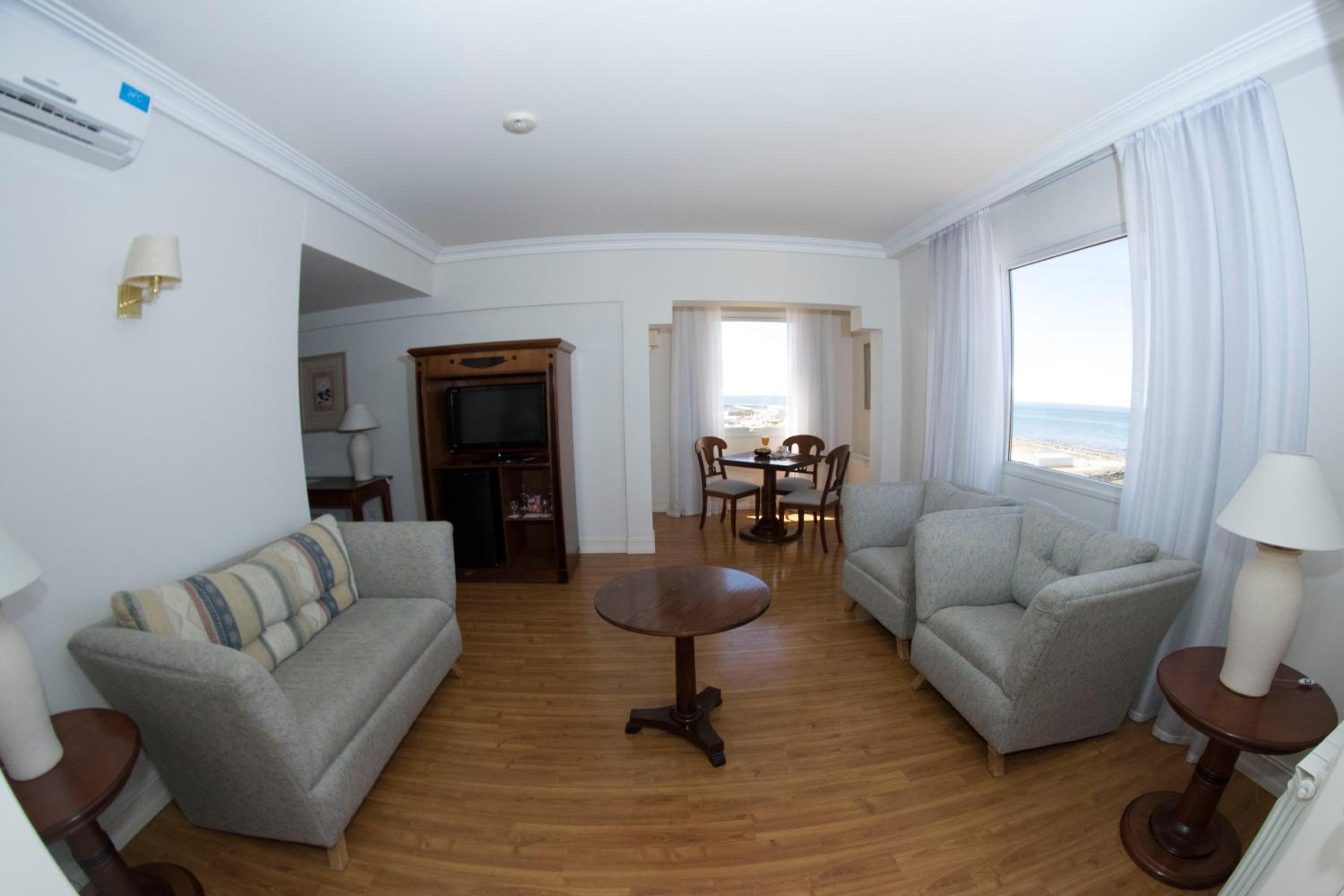 Presidential Suite photo 3