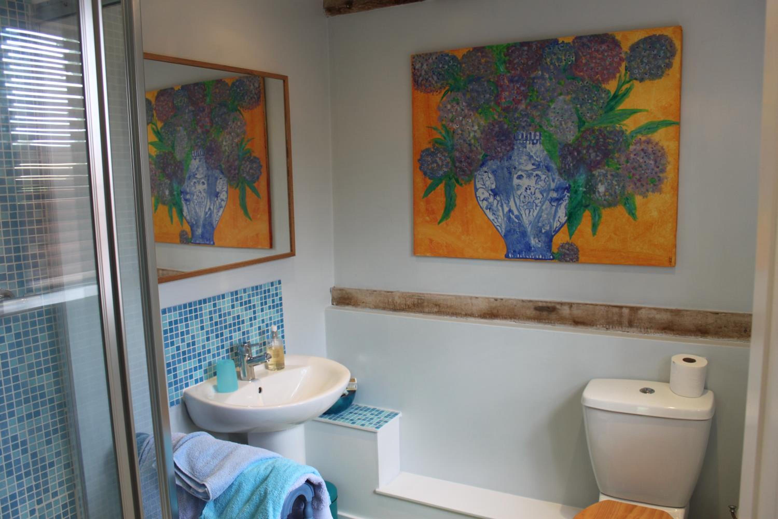 Deluxe Double Room with Shower photo 3