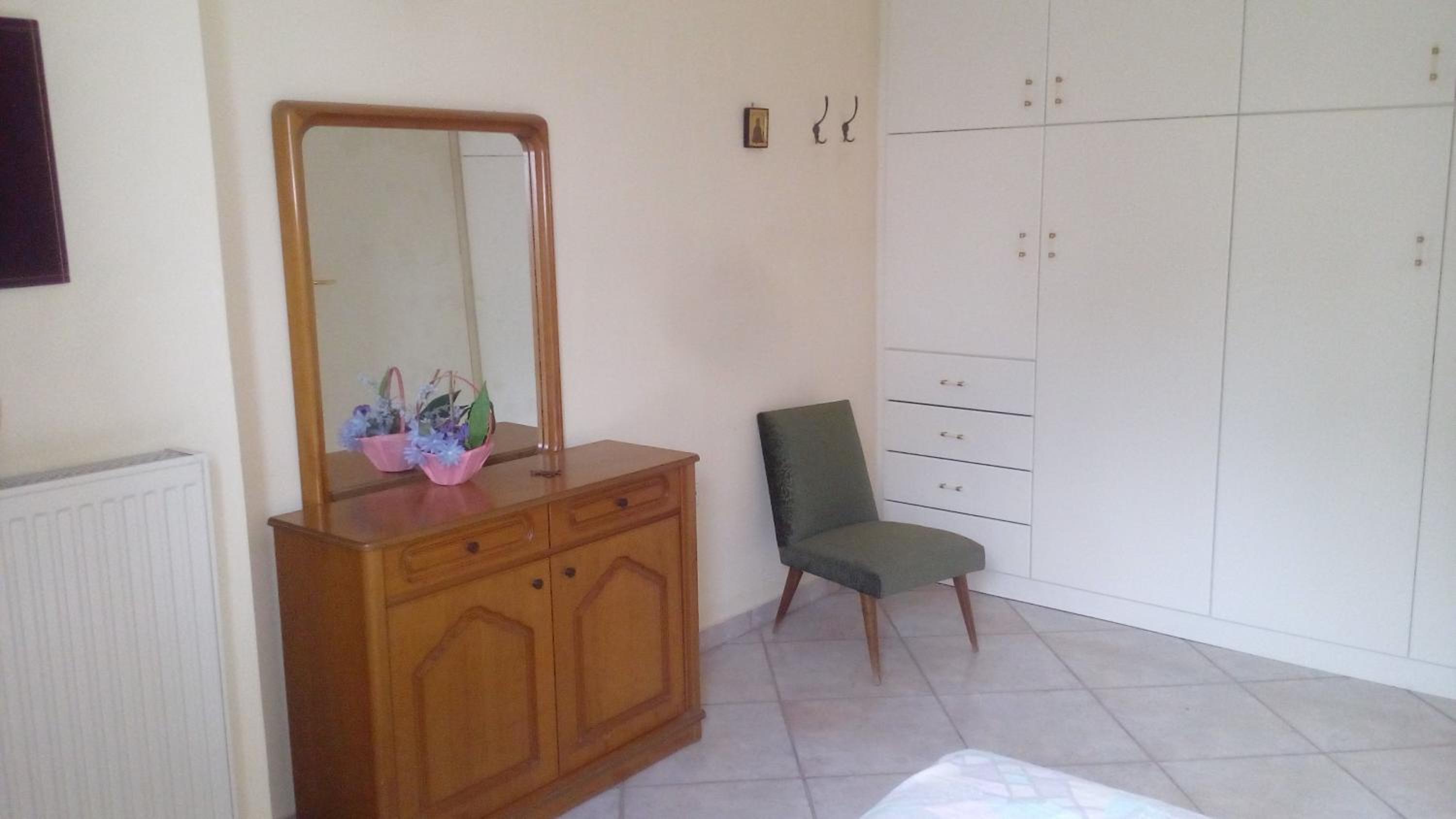 Three-Bedroom Apartment - Photo 33