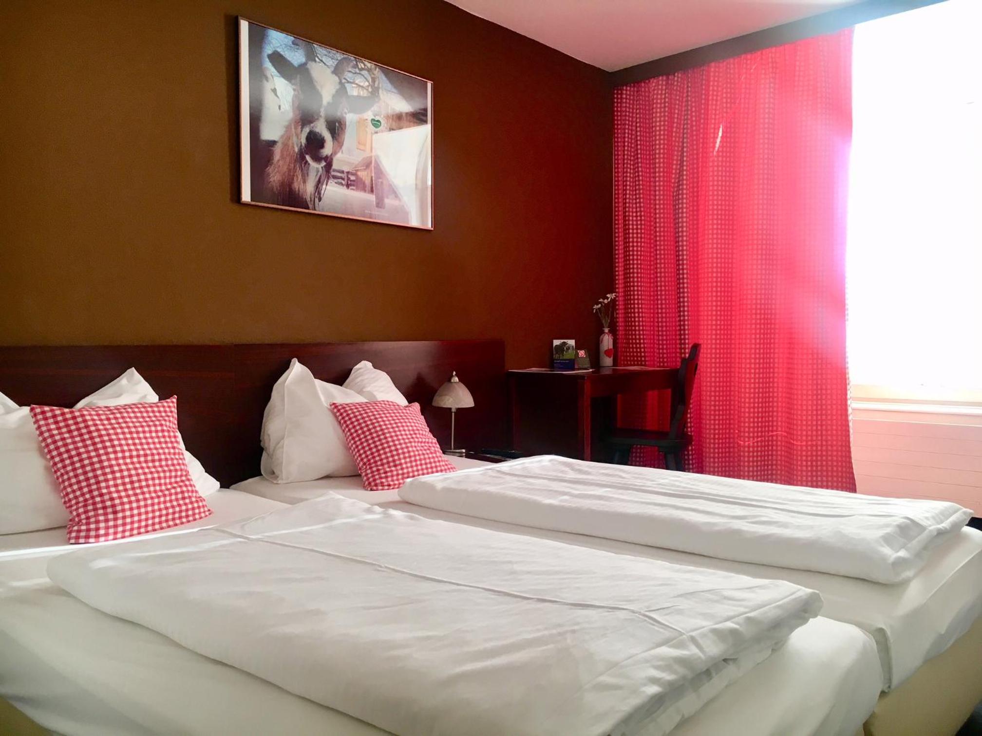 Standard Double Room photo 2