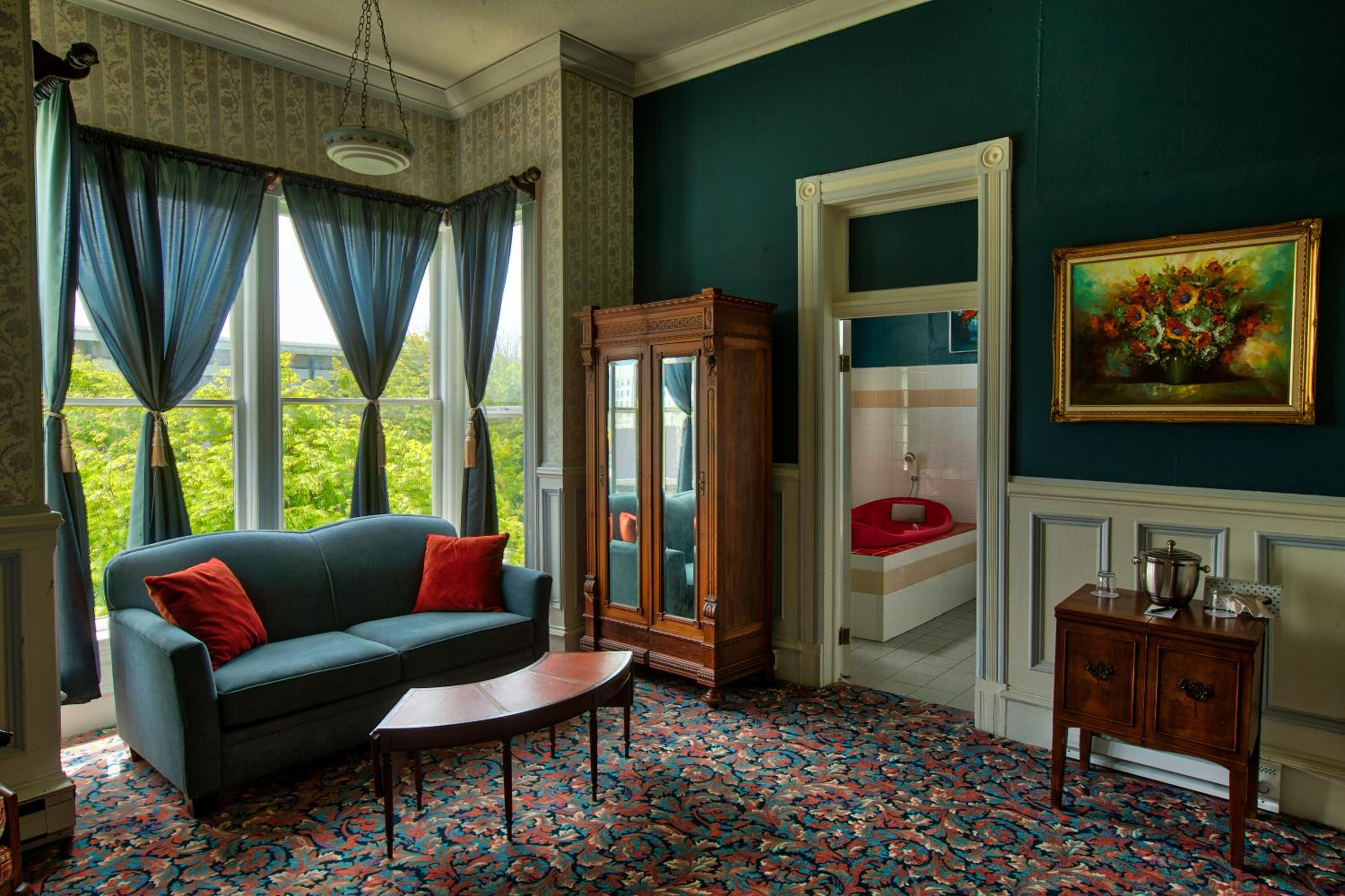 King Suite