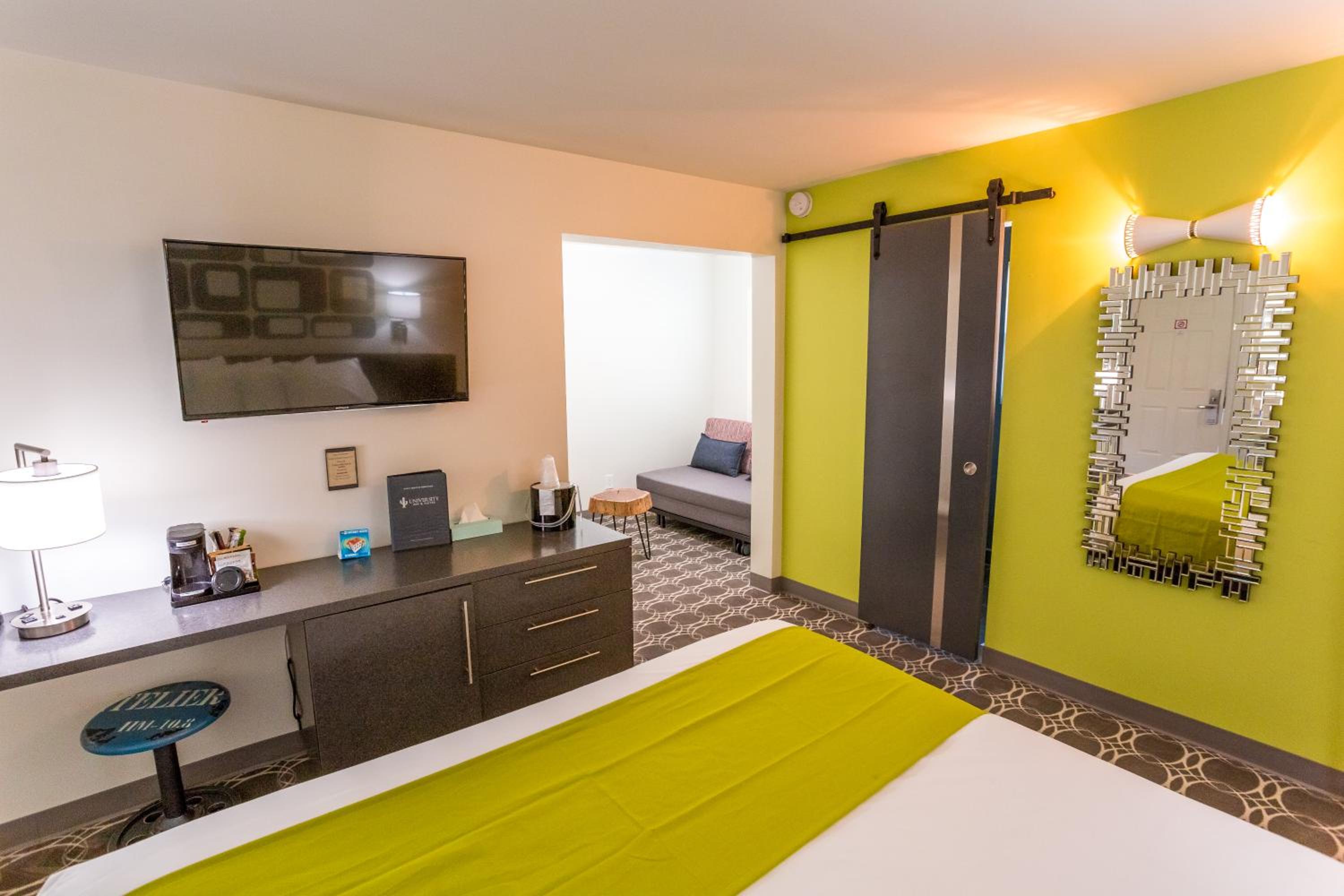 King Suite photo 1
