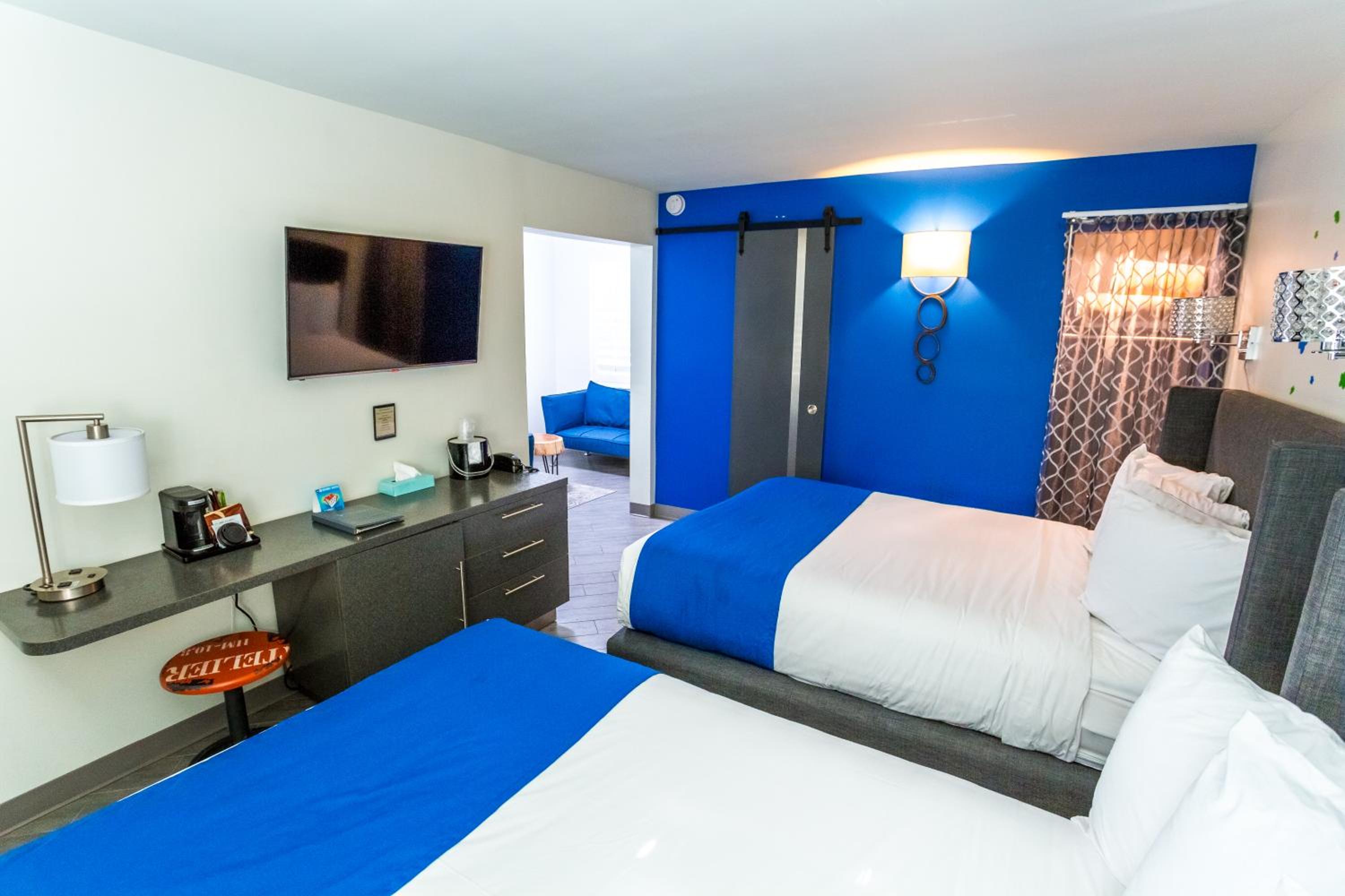 Queen Suite photo 1