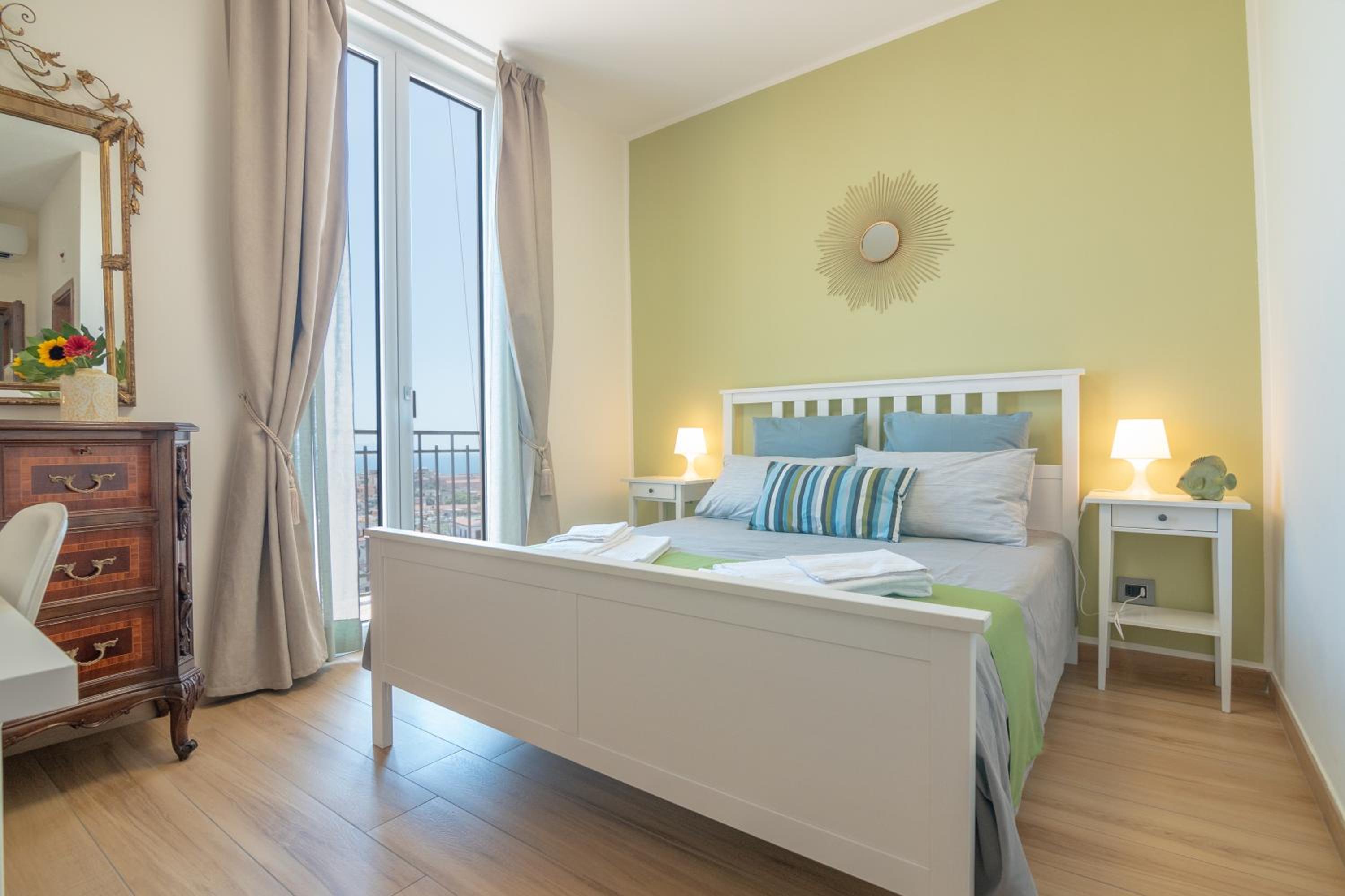 Deluxe Double Room with Sea View